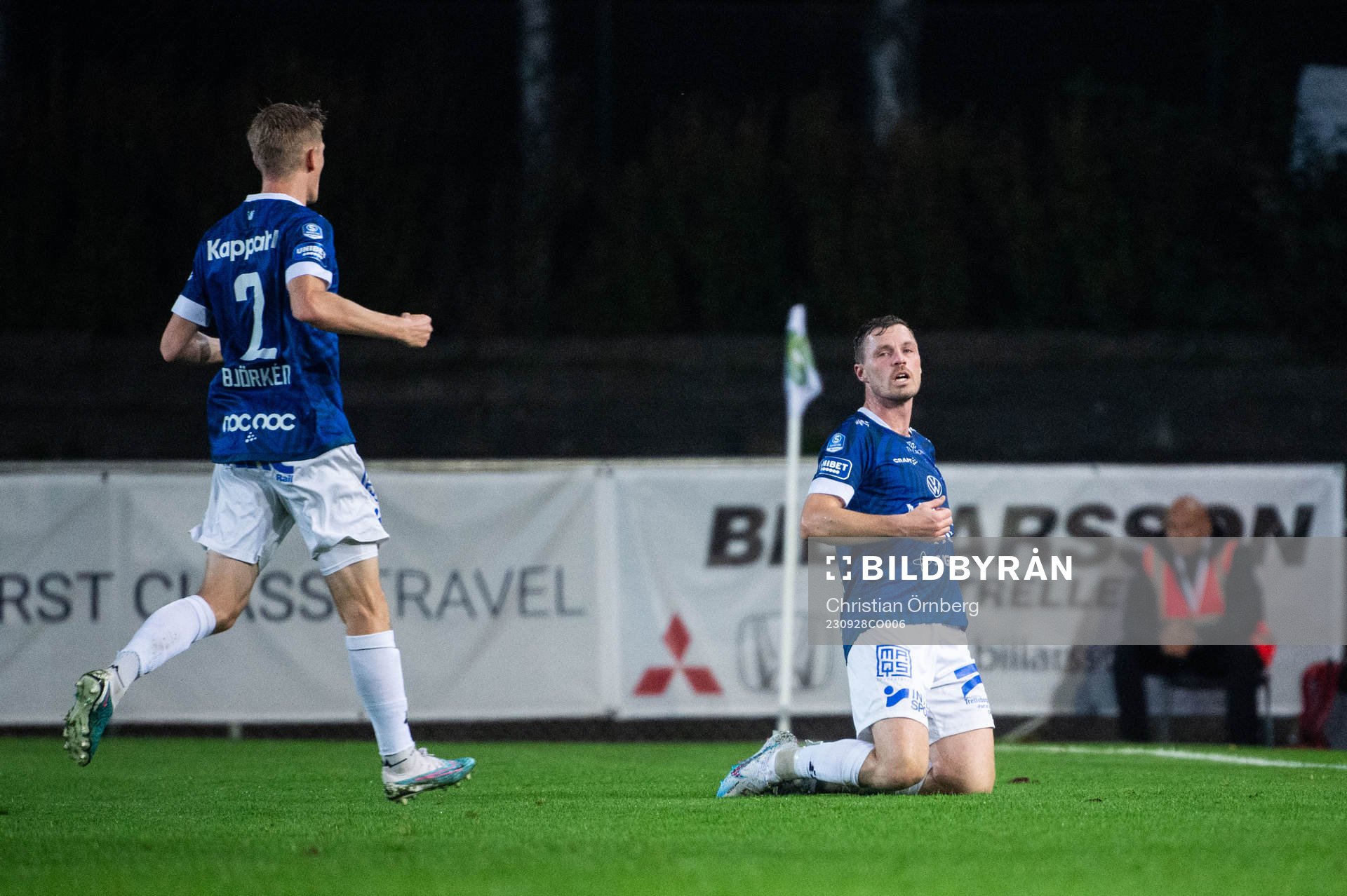 Trelleborgs Nicolas Mortensen jublar med Fritiof Björken