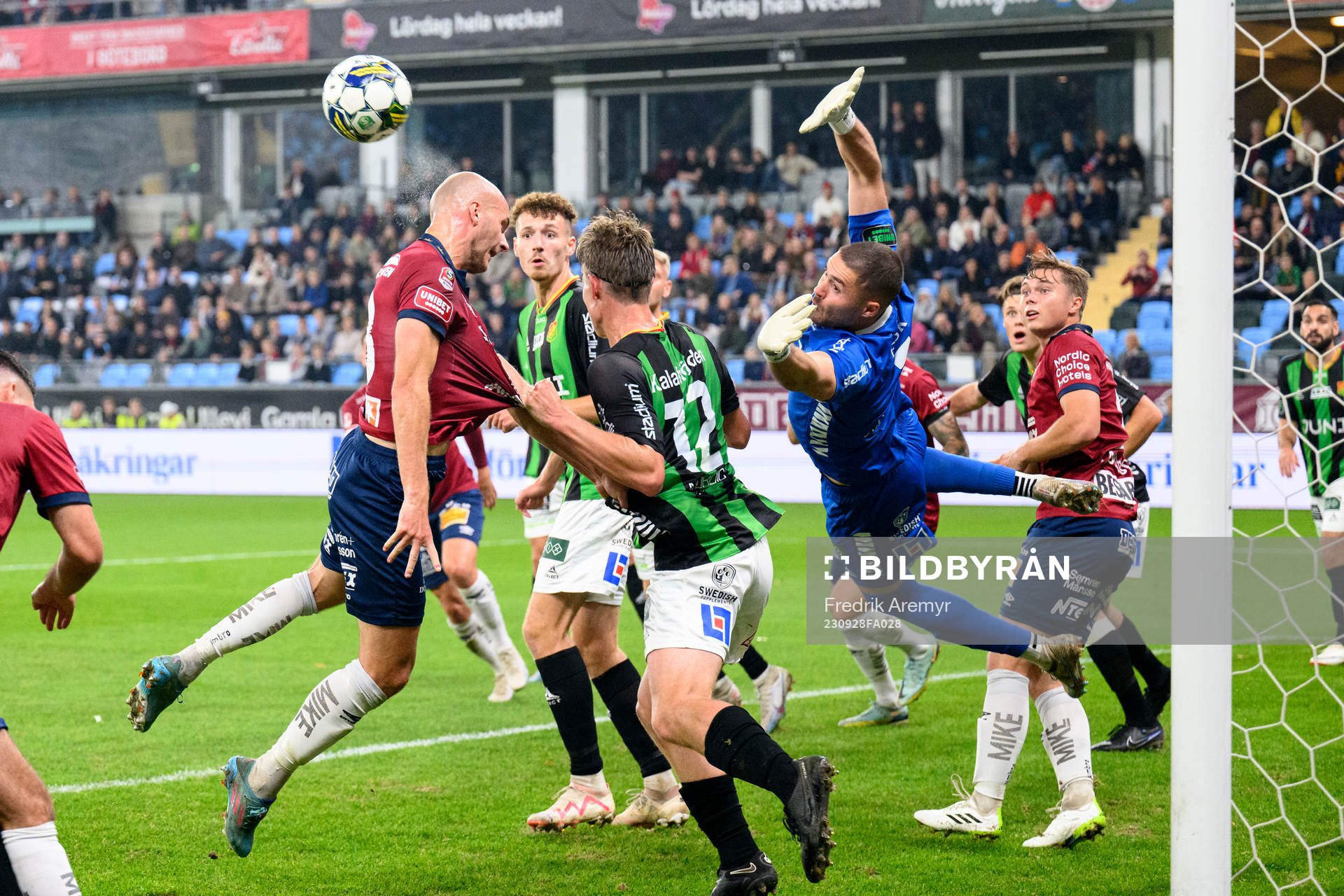 Farlig situation framför GAIS mål