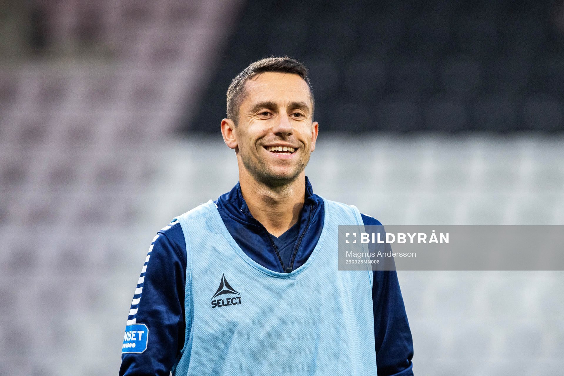 Utsiktens Predrag Randelovic på uppvärmningen