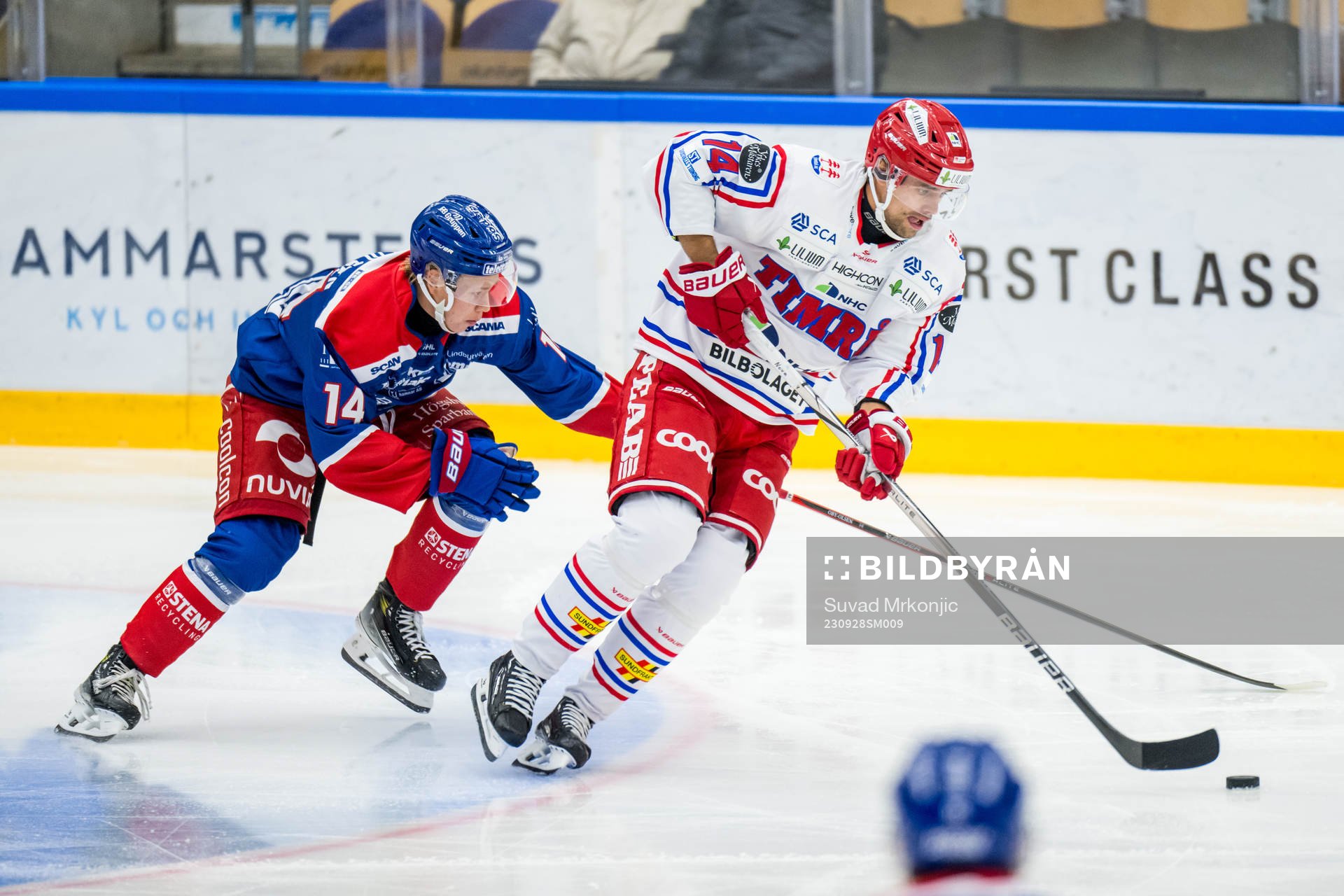 Oskarshamns Mikkel Oby Olsen och Timrås Emil Pettersson
