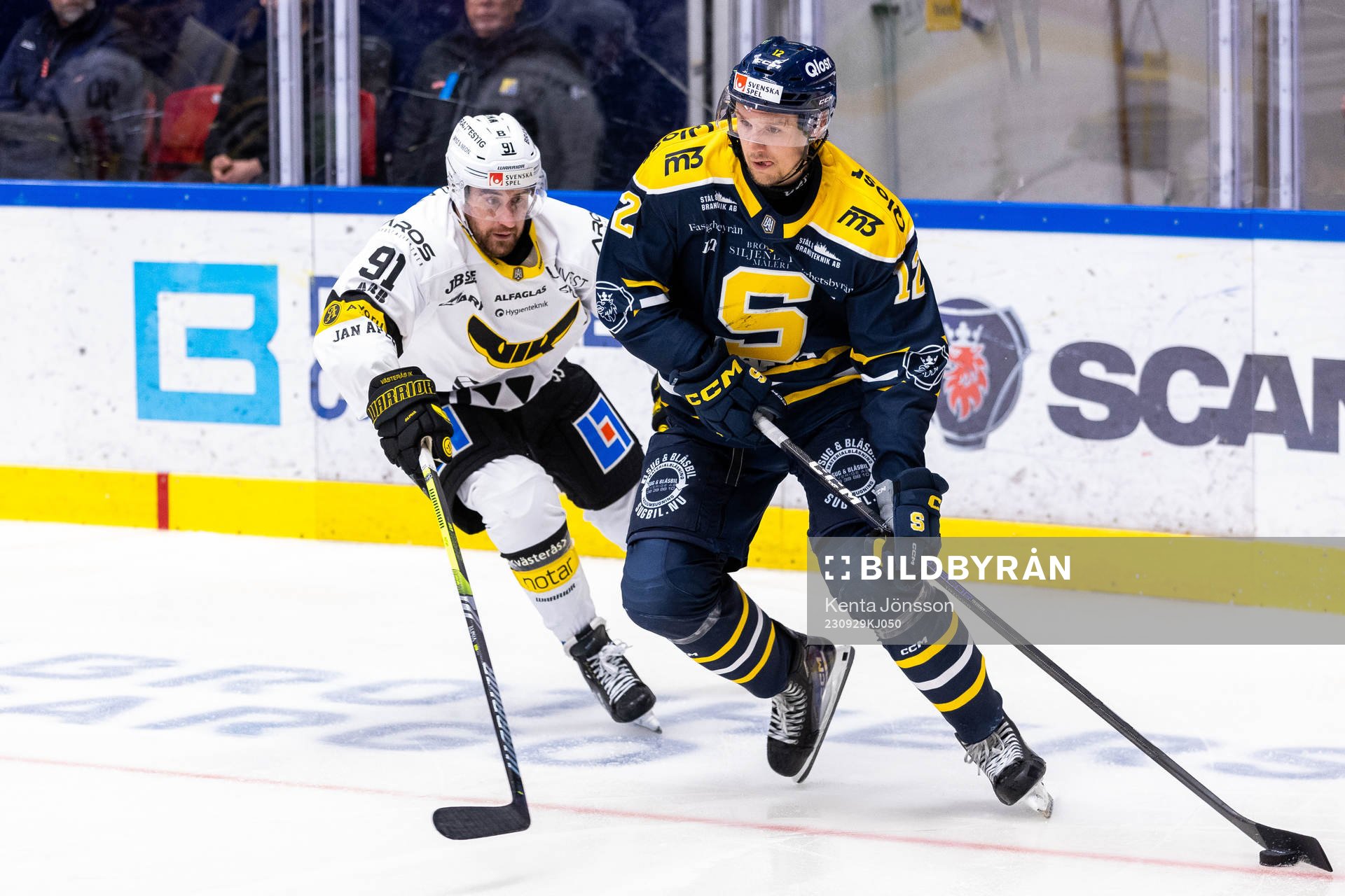 Västerås Nicholas Hutchison och Södertäljes Viktor