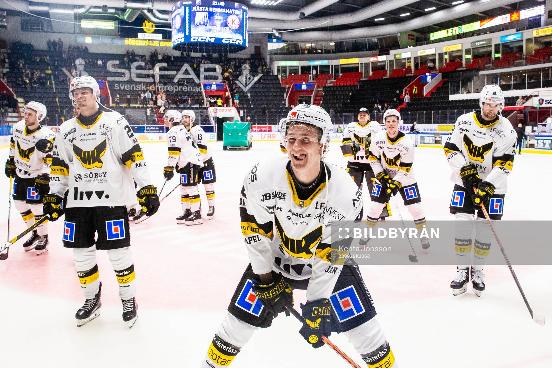 Västerås Isac Skedung jublar