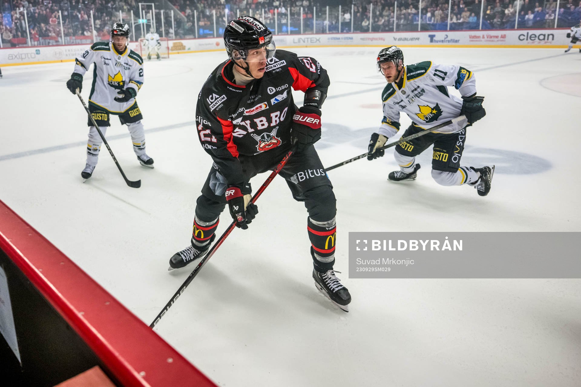 Nybros Janne Väyrynen och Östersunds Josef Ingman