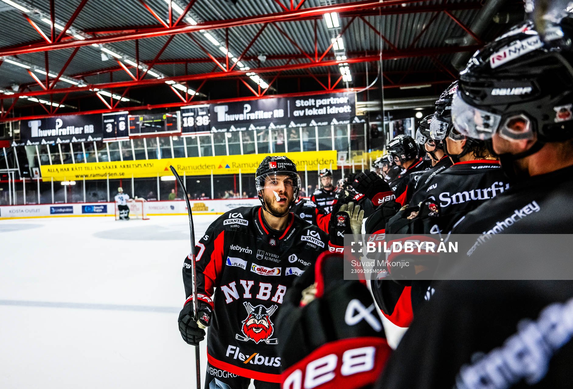 Nybros Oliver Olsson jublar