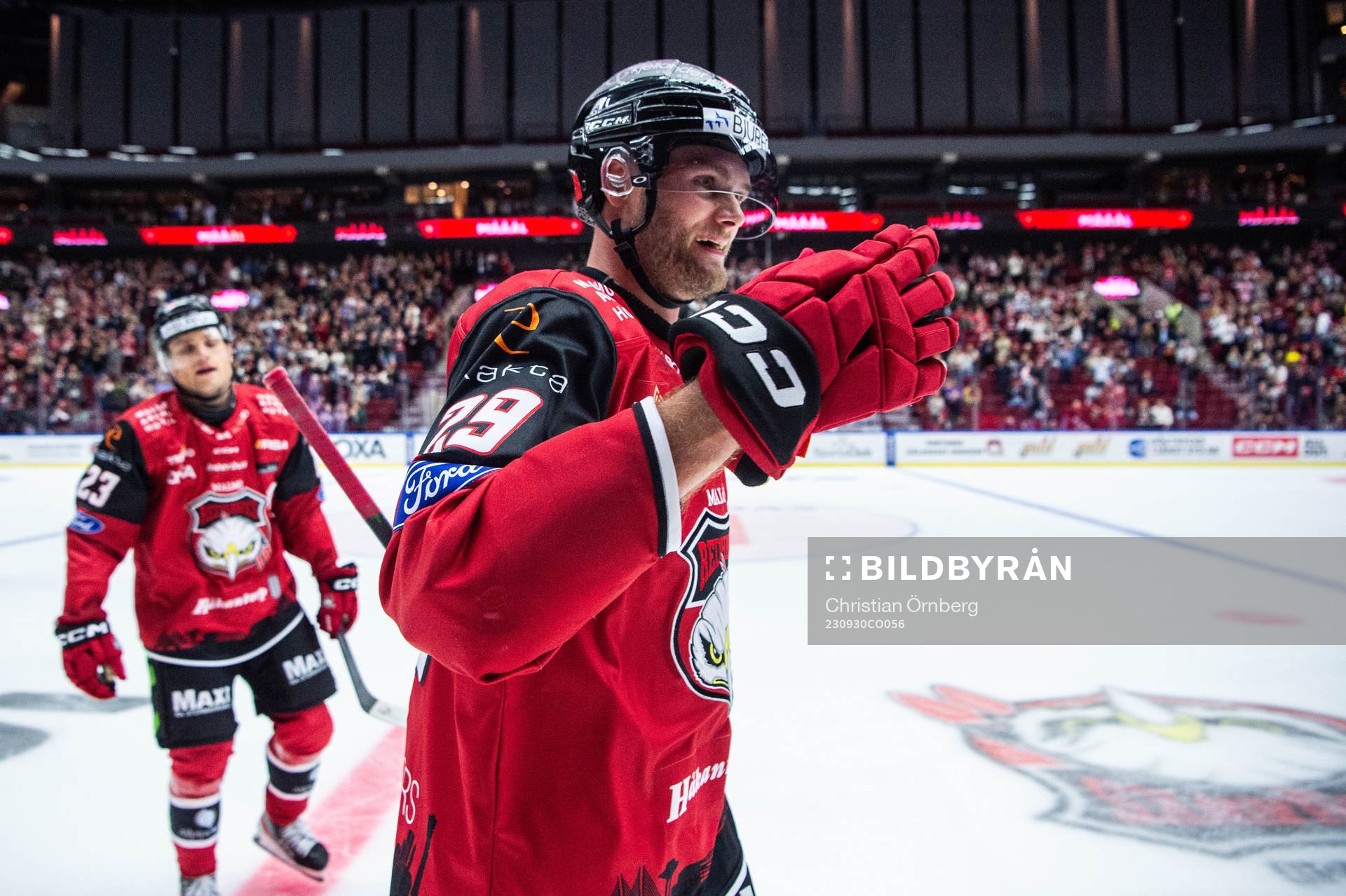 Malmö Redhawks Kim Rosdahl jublar
