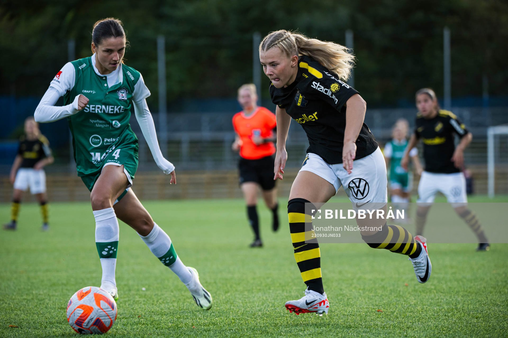 AIKs Matilda Nildén och Alingsås Alexandra Roholt