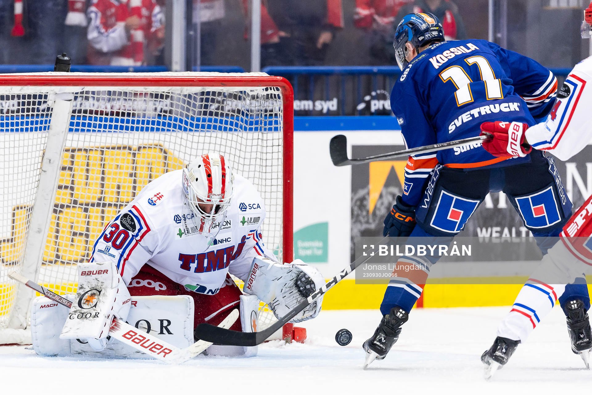 Timrås målvakt Jacob Johansson när Växjös Kalle