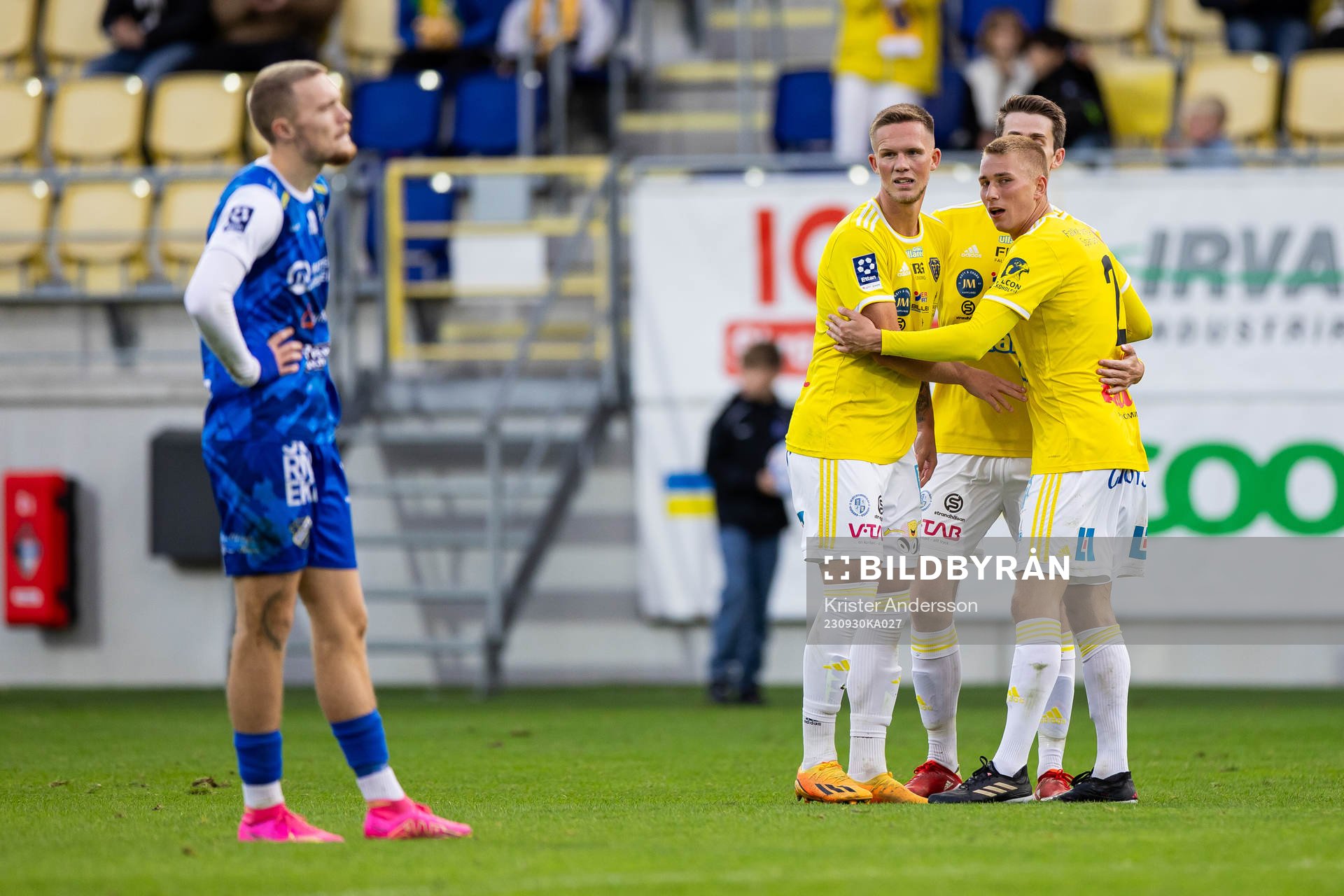 Falkenbergs spelare jublar