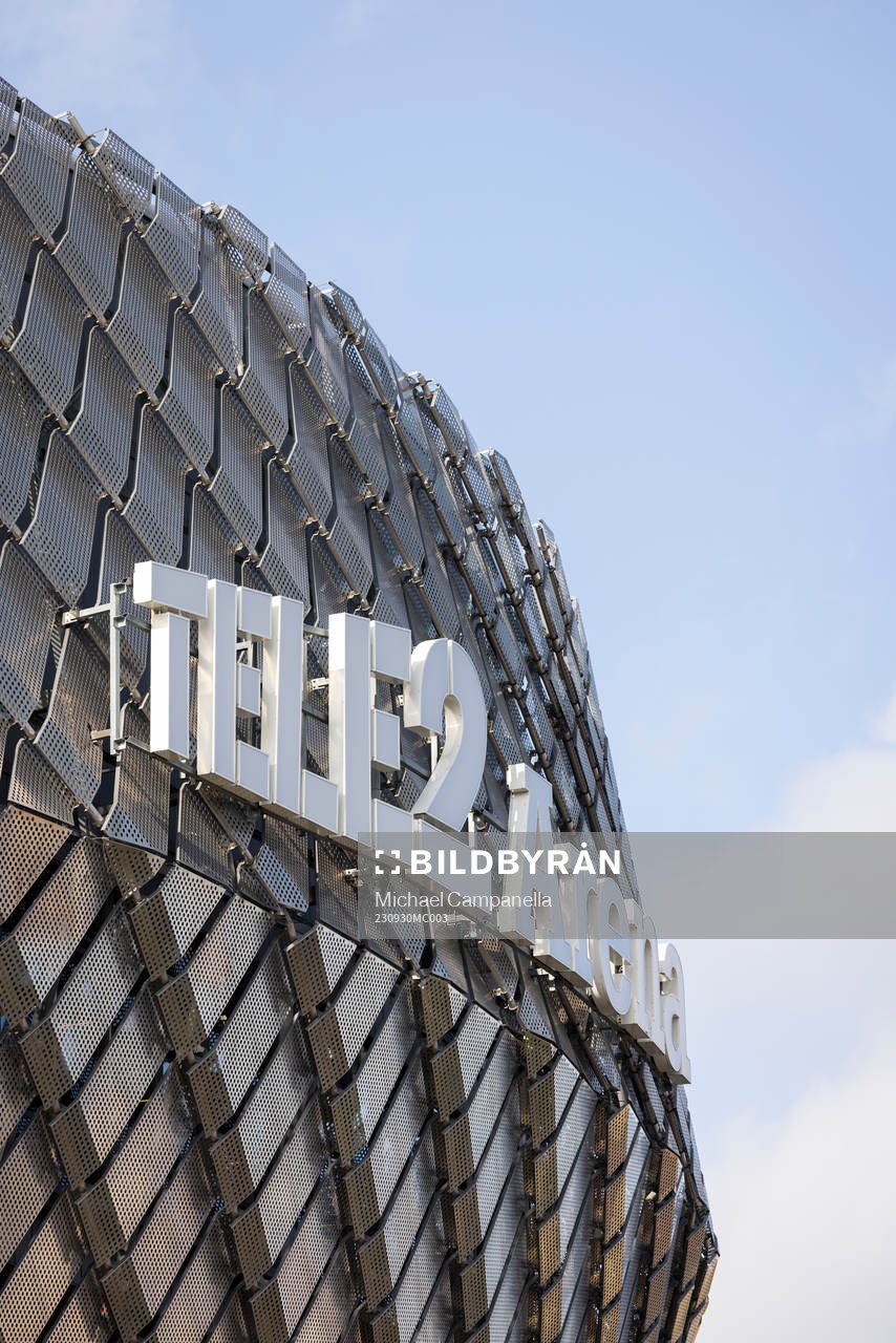 Generell bild utanför Tele2 Arena innan  fotbollsmatchen i