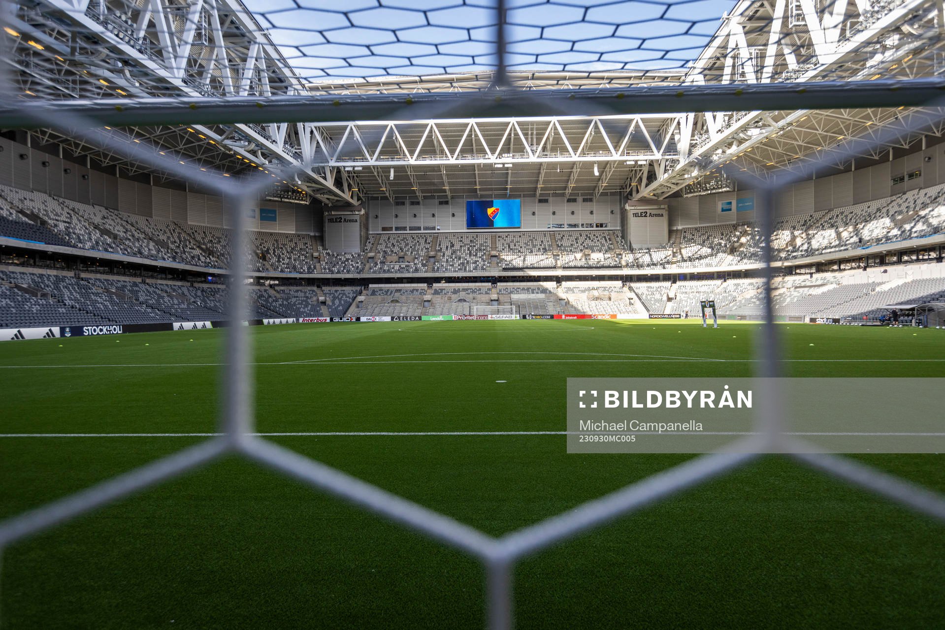 Generell bild inifrån Tele2 Arena innan  fotbollsmatchen i