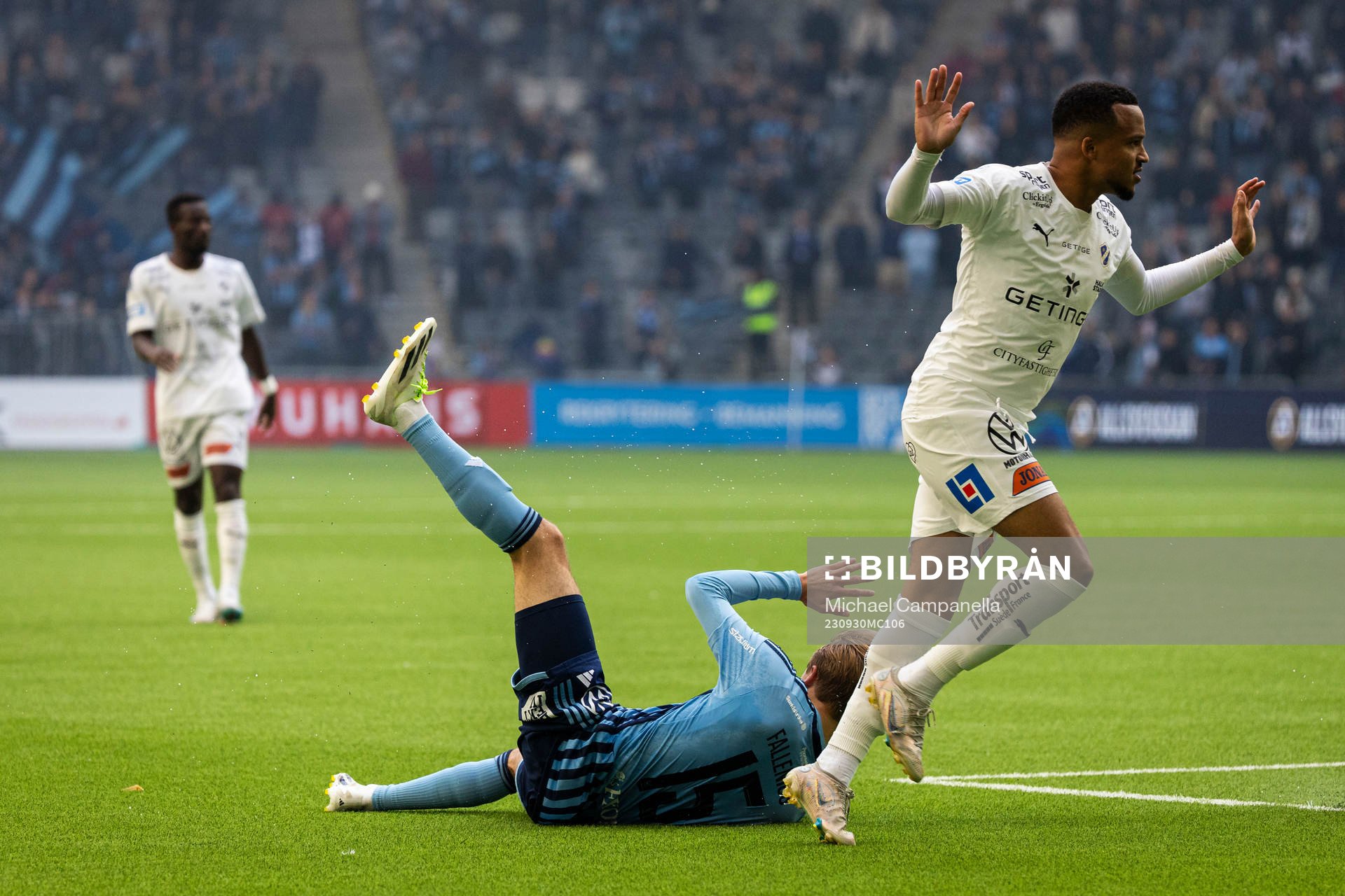 Halmstads Marcus Olsson och Djurgårdens Oskar Fallenius