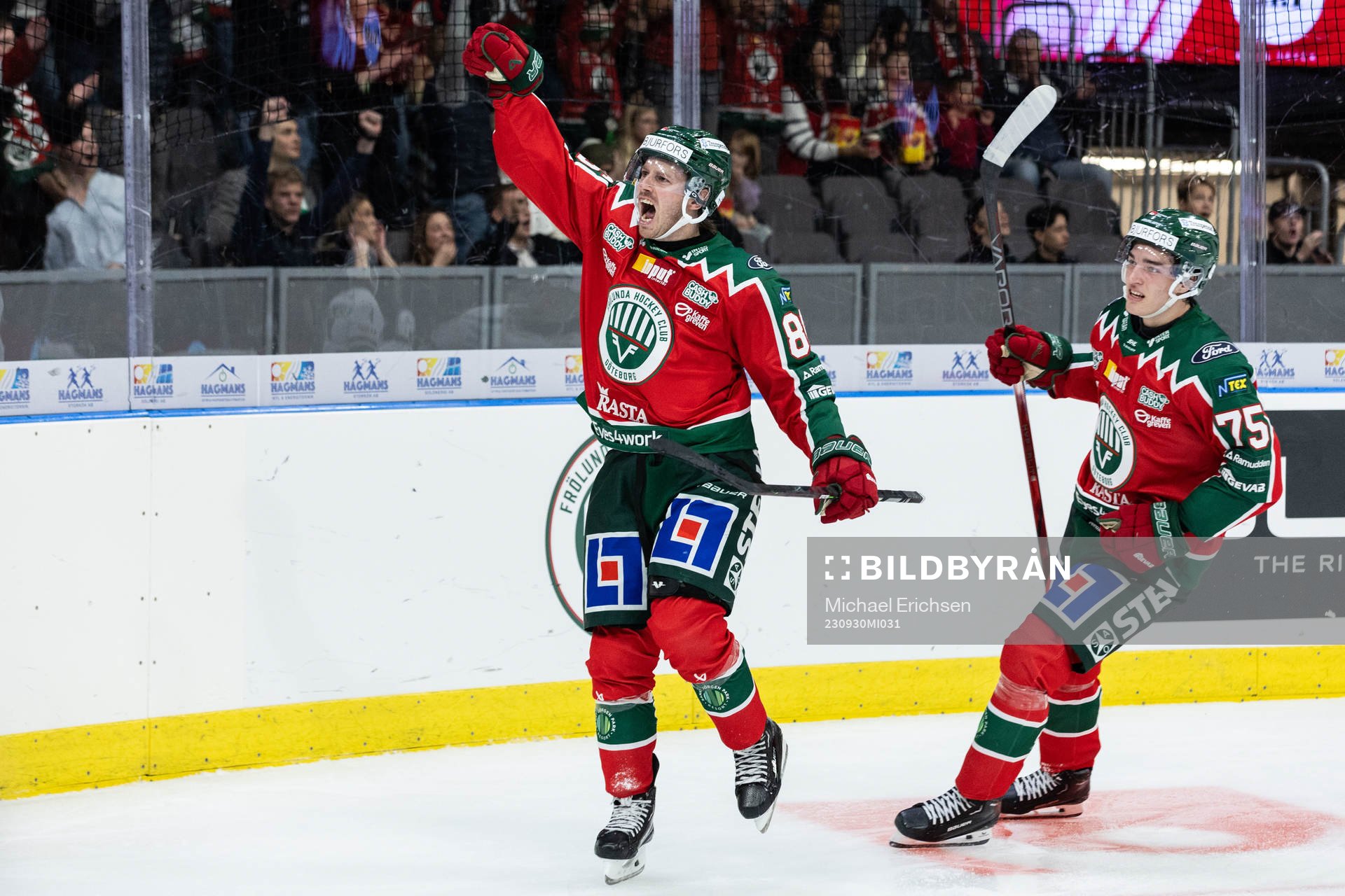 Frölundas Erik Thorell jublar med David Edstrom