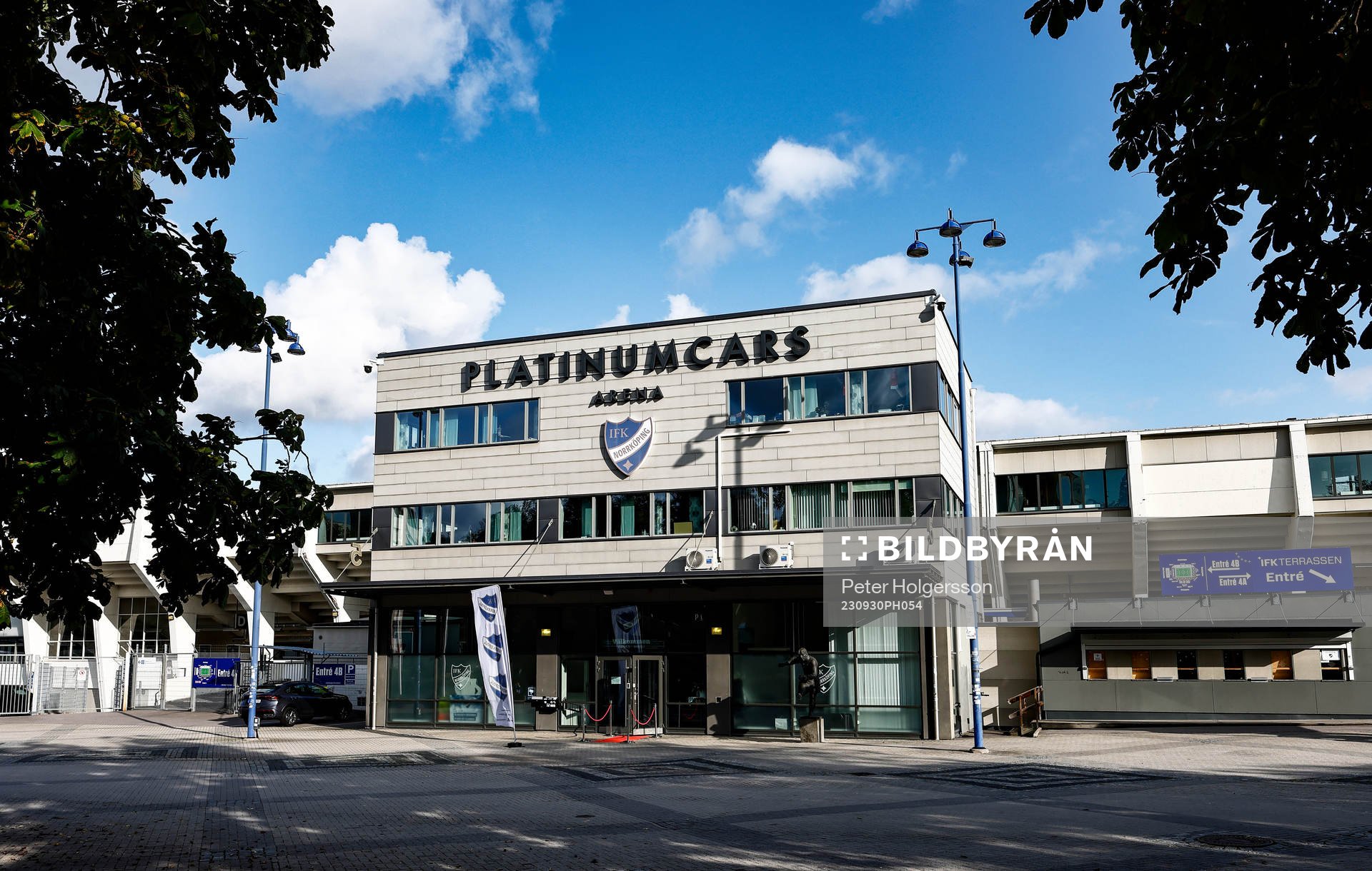 Platinumcars Arena
