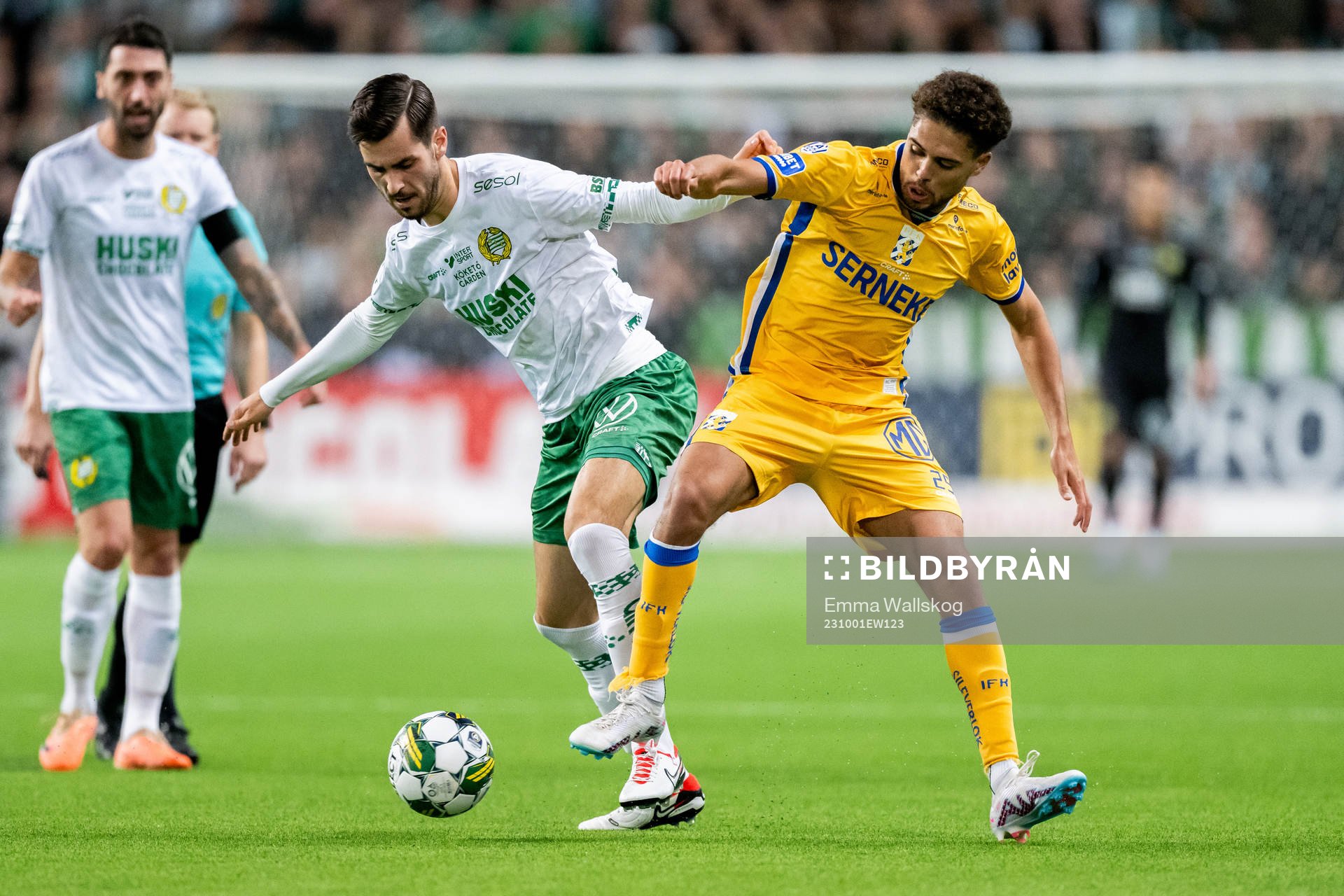 Hammarbys Adi Nalic och IFK Göteborgs Thomas Santos