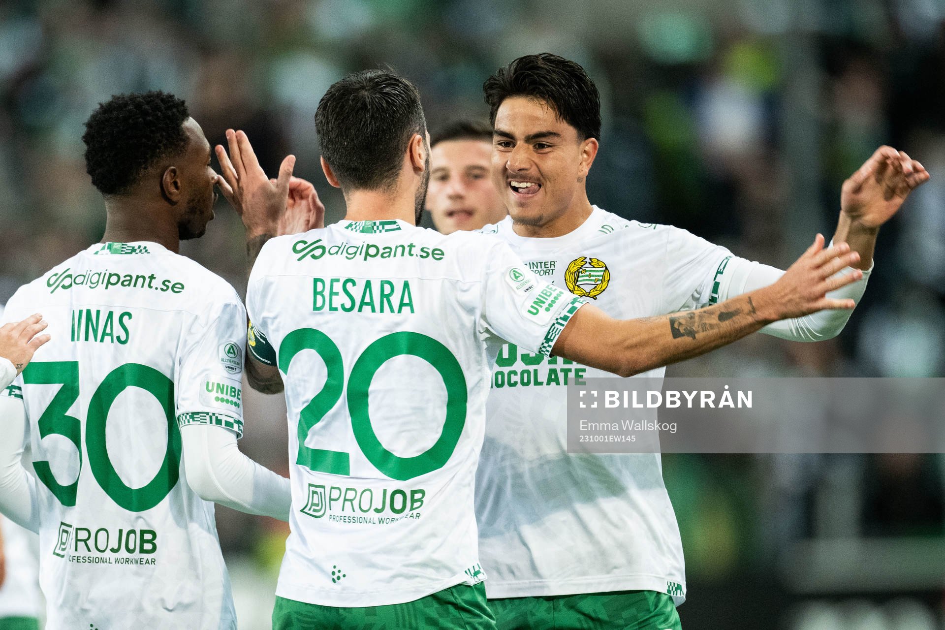 Hammarbys Jusef Erabi och Nahir Besara jublar