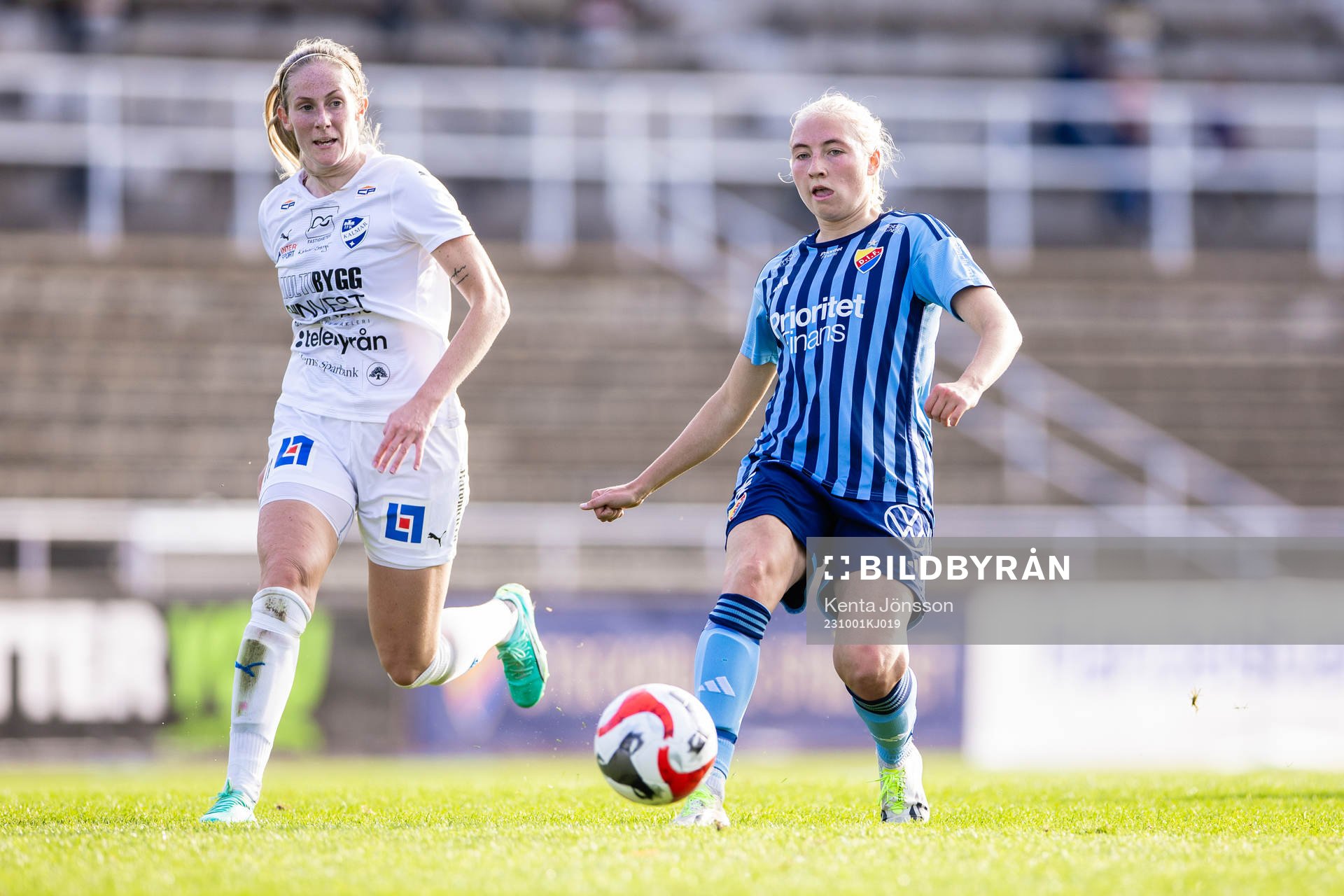 Kalmars Sofia Olsson och Djurgårdens Stinalisa Johansson