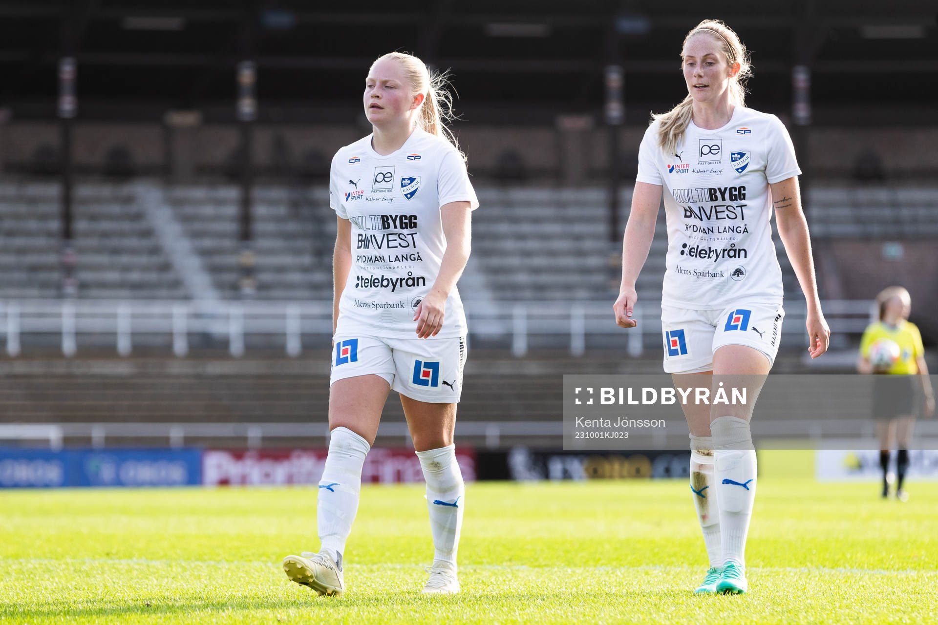 Kalmars Wilma Finnman och Sofia Olsson deppar