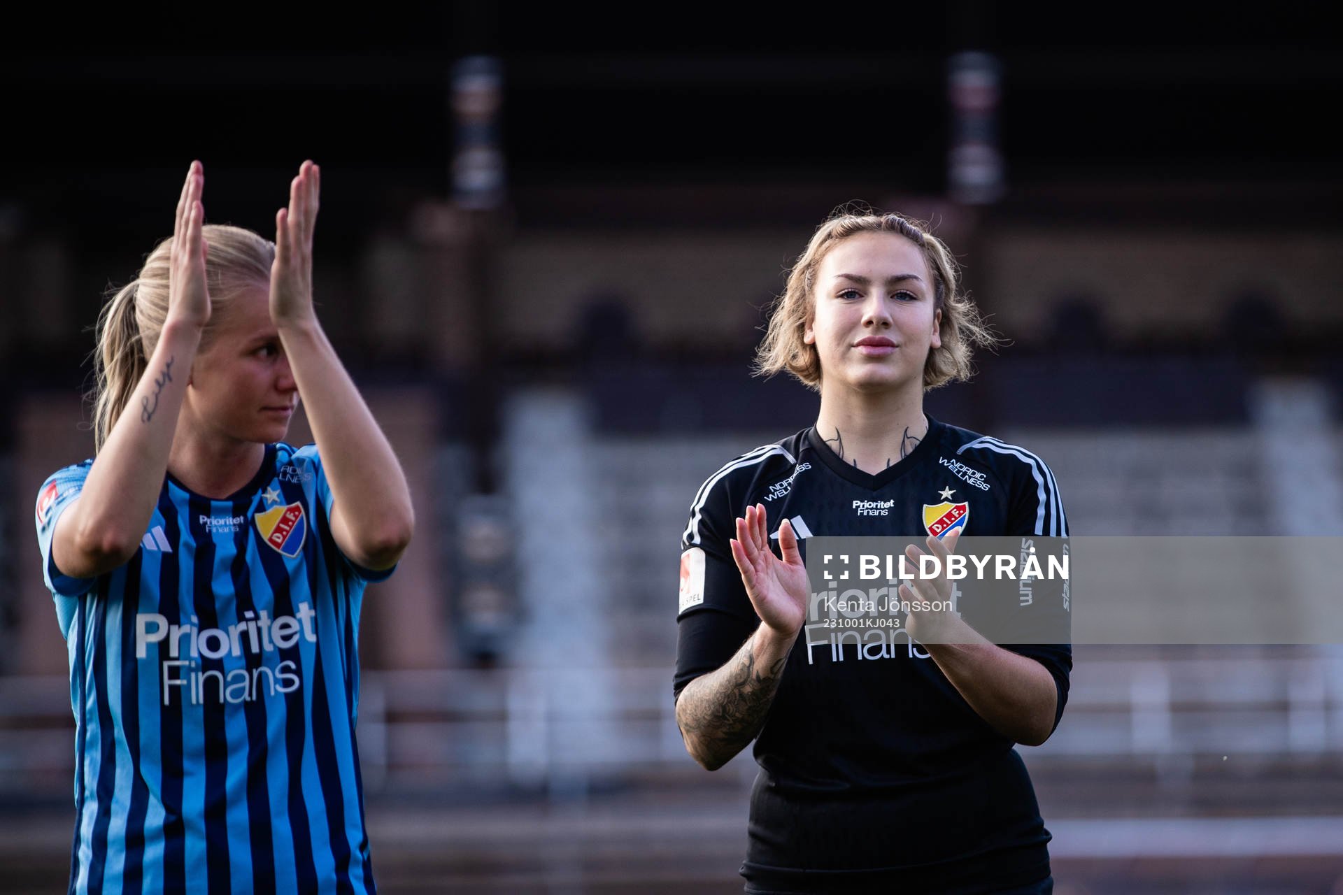 Djurgårdens Nellie Lilja och målvakt Katelin Talbert