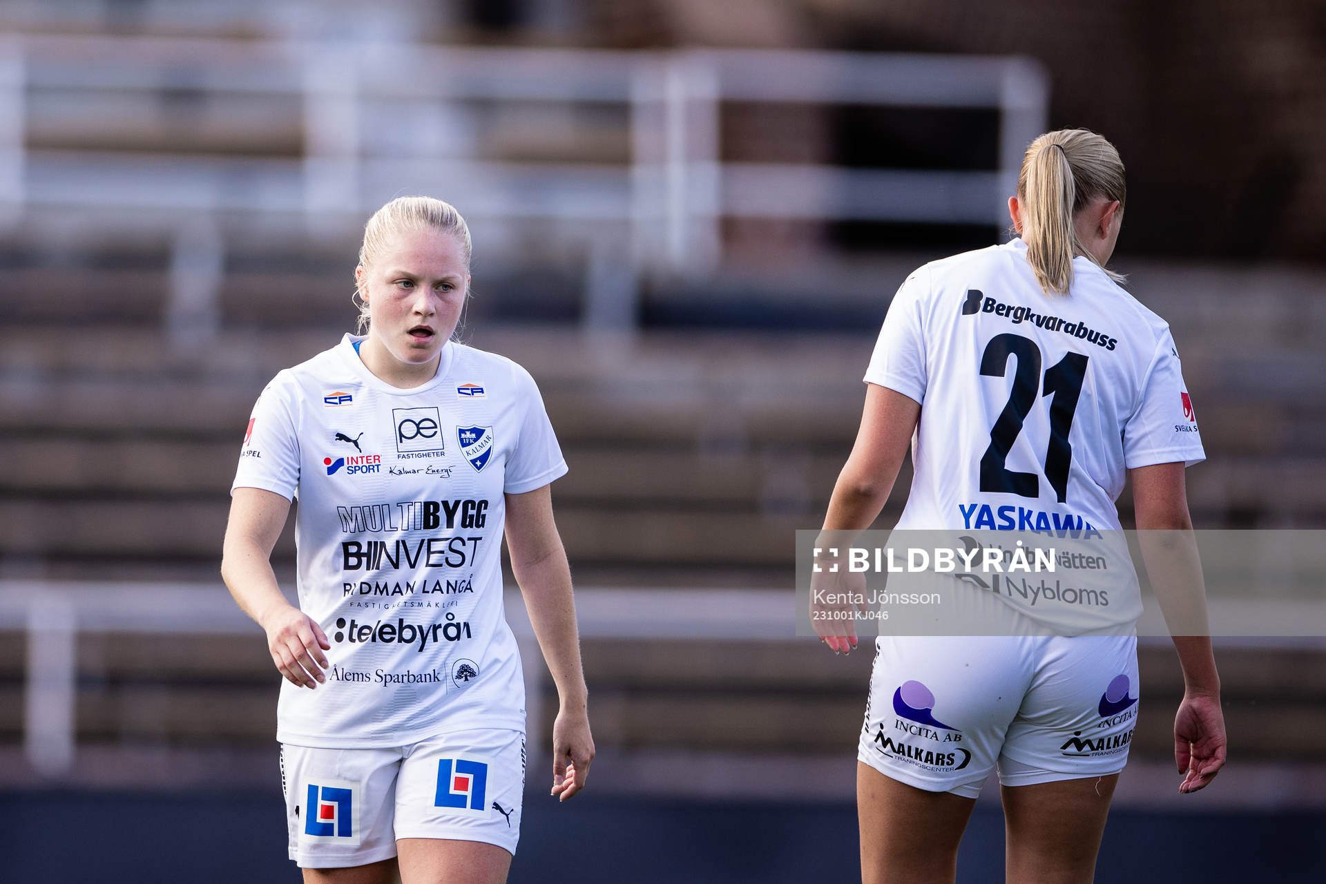 Kalmars Wilma Finnman och Elin Blomberg deppar