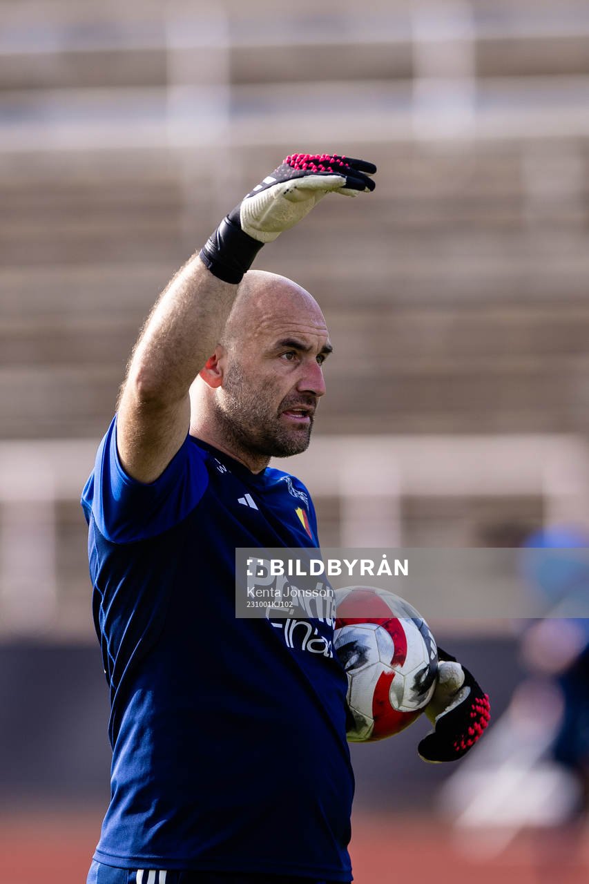 Djurgårdens målvaktstränare Aleksandar Pishovski