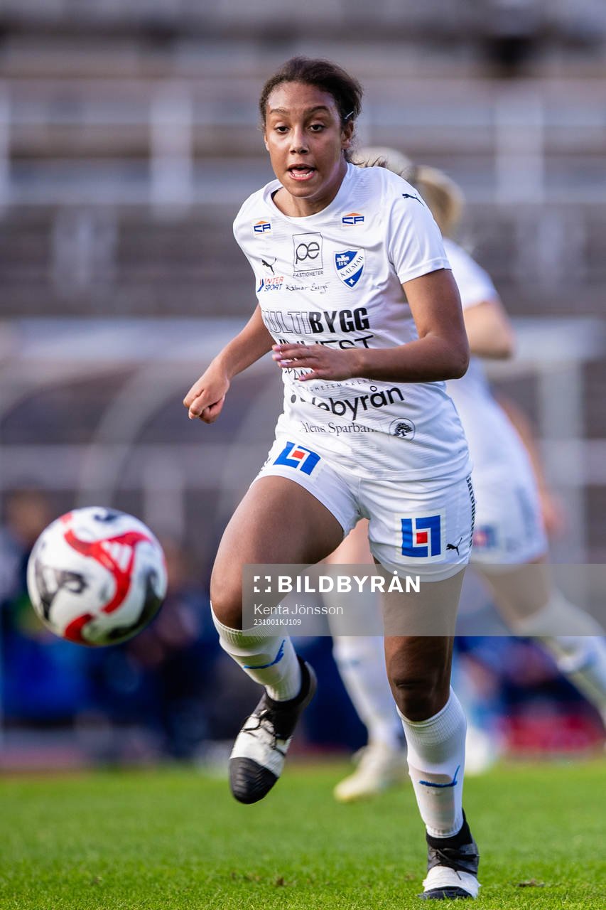Kalmars Ronya Halleen