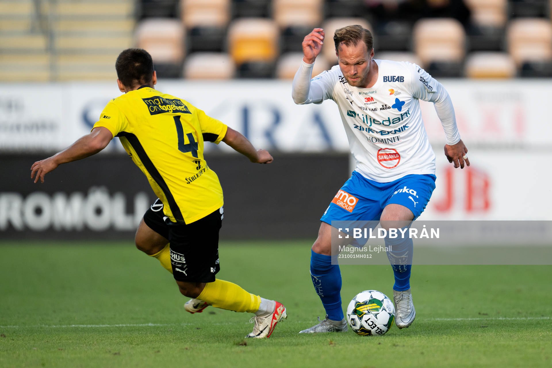 Värnamos Gustav Engvall och Mjällbys Leo Walta
