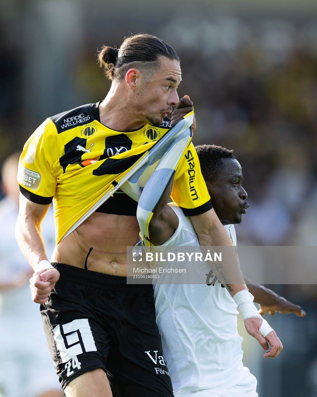 Häckens Amor Layouni och AIKs Erick Otieno