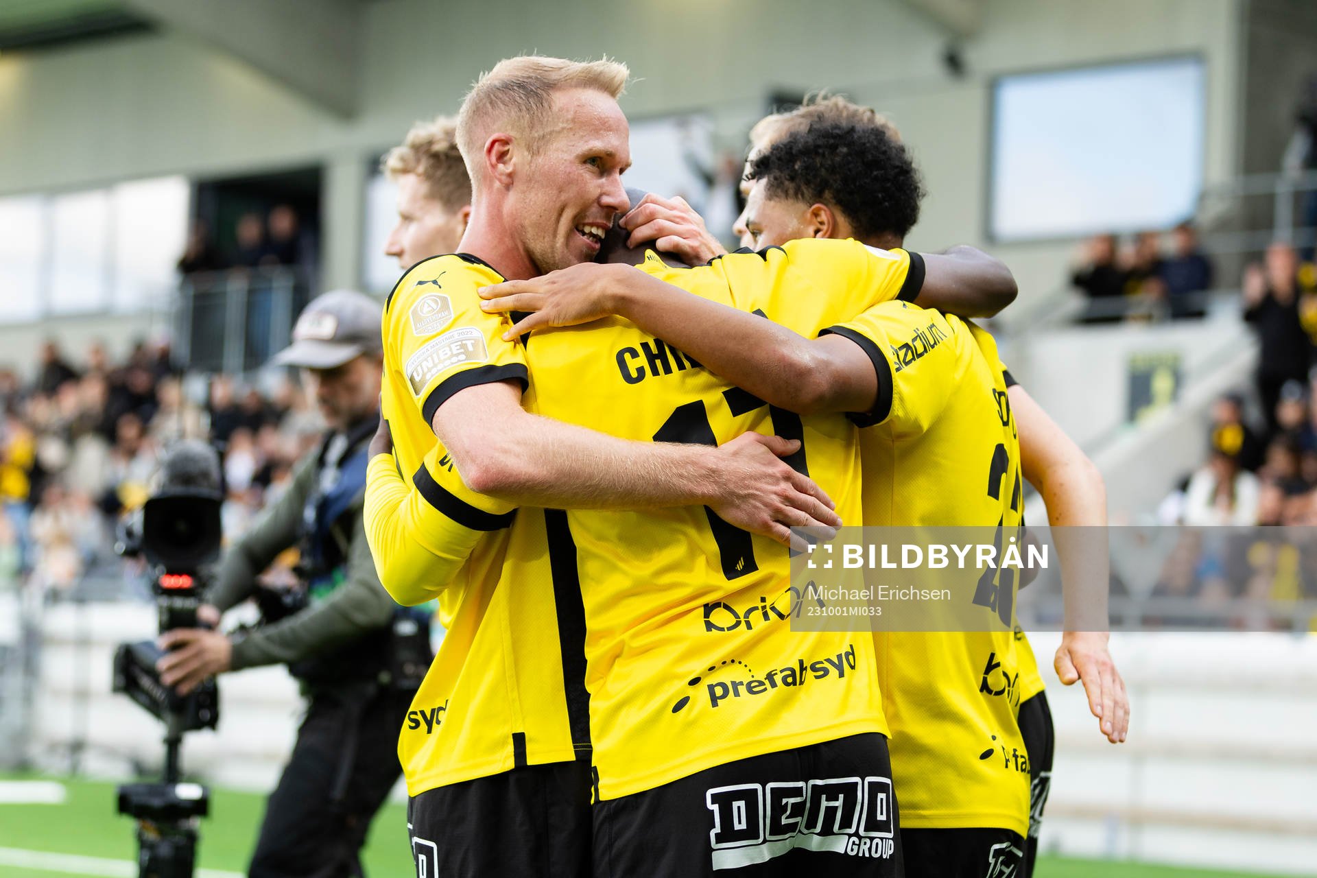 Häckens Edward Chilufya jublar