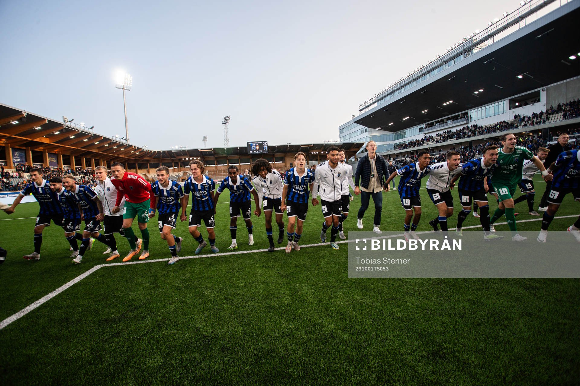Sirius spelare jublar