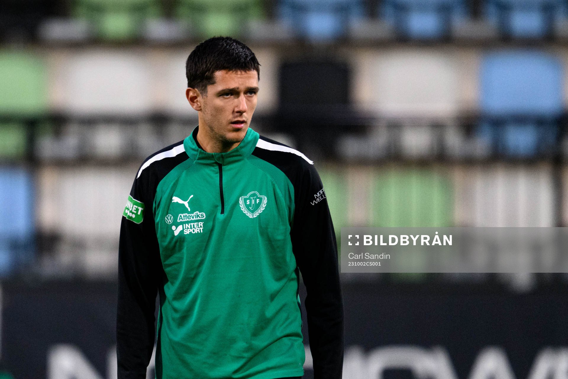 Jönköpings Södras Sadmir Zekovic innan fotbollsmatchen i