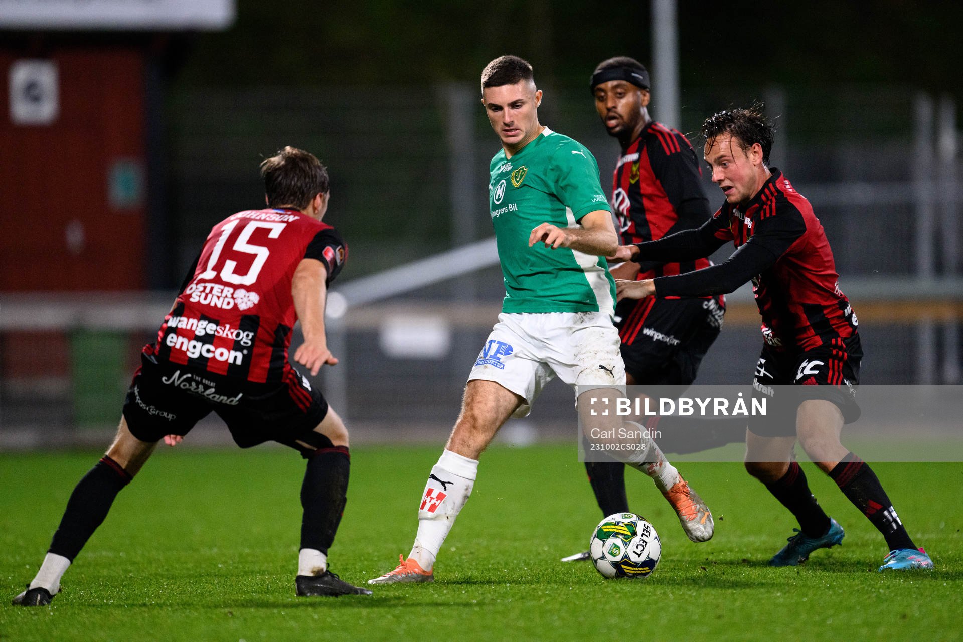 Jönköpings Södras Marko Nikolic och Östersunds Cesar