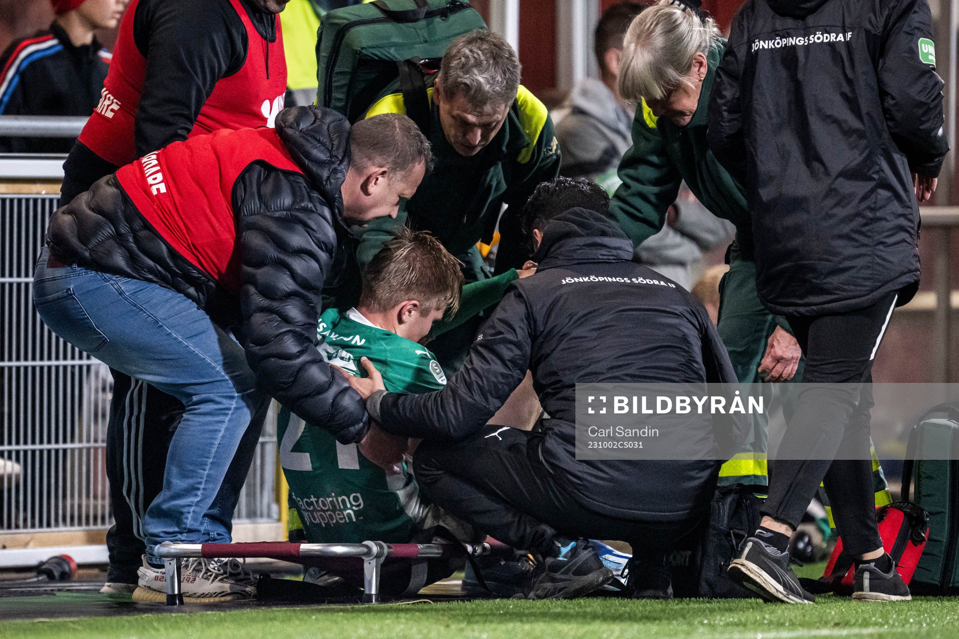 Jönköpings Södras Måns Isaksson med en skada