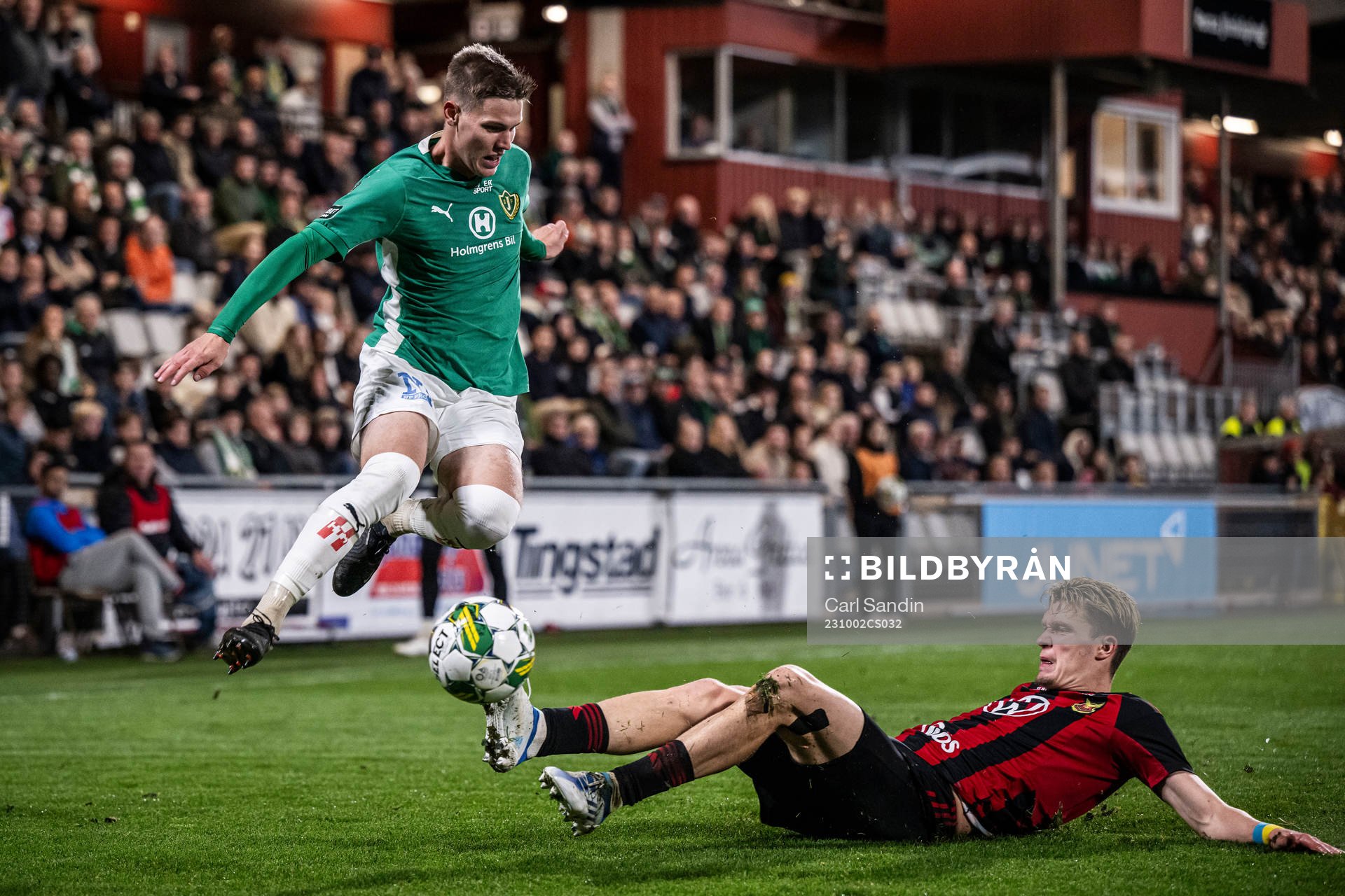 Jönköpings Södras Taylor Silverholt och Östersunds