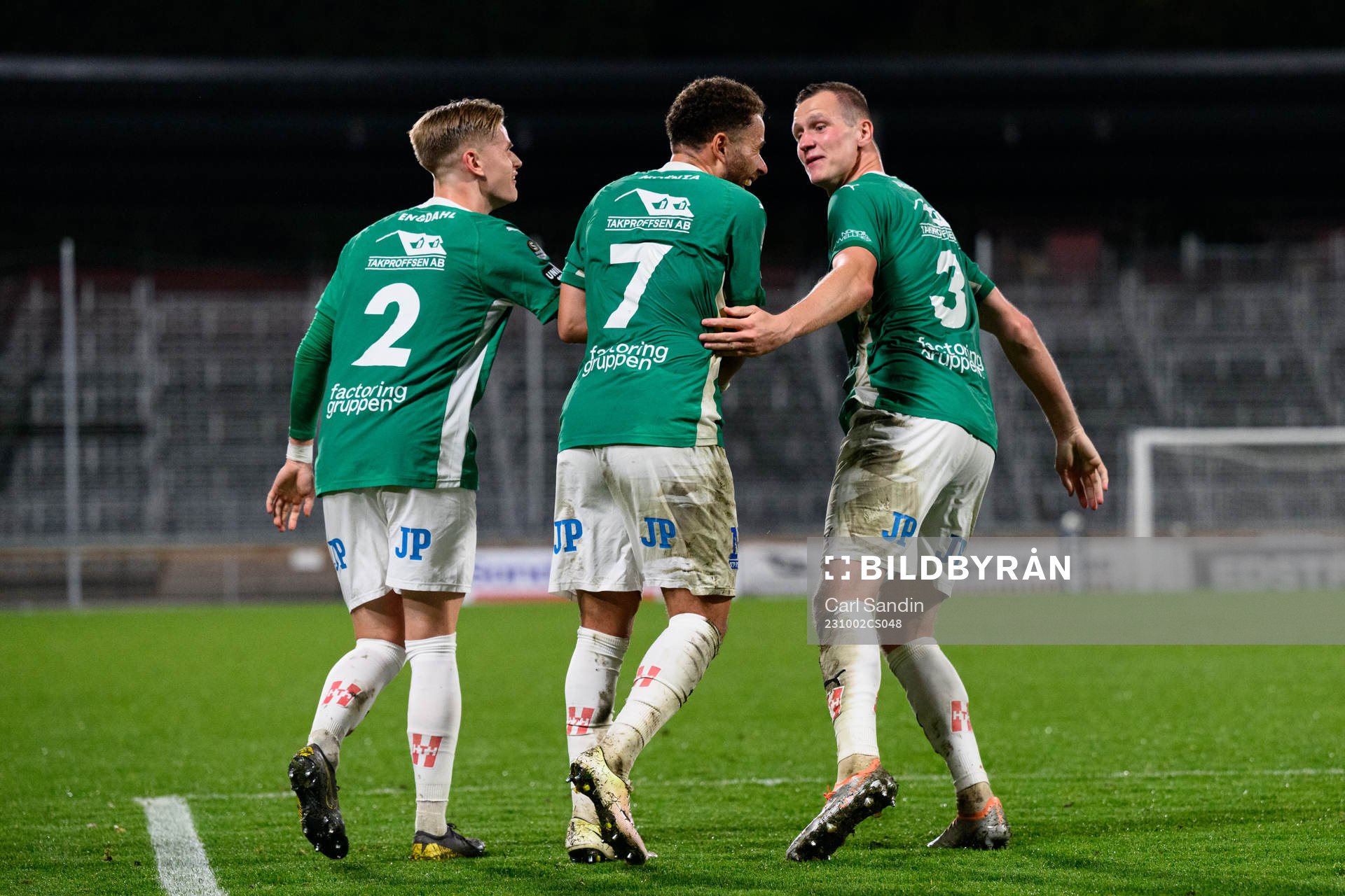 Jönköpings Södras Alexander Berntsson jublar