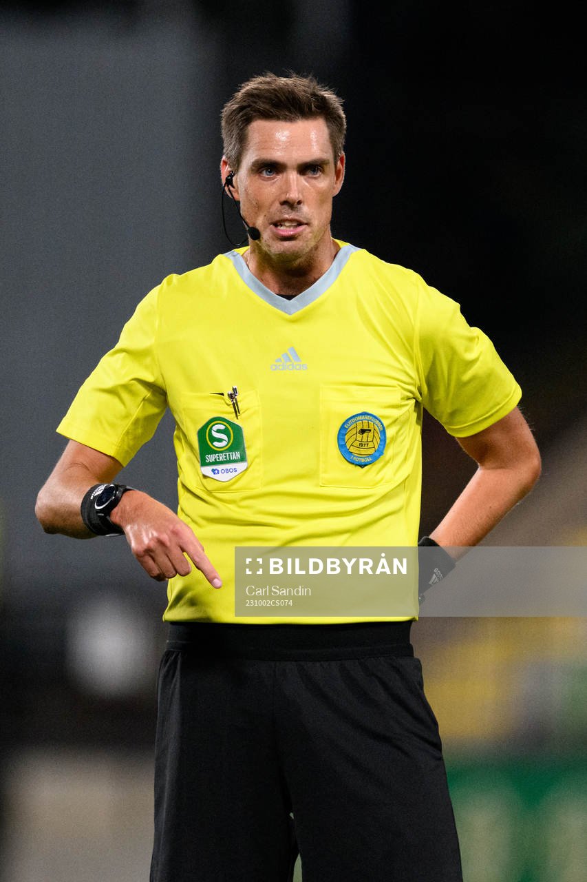 Domare Magnus Lindgren