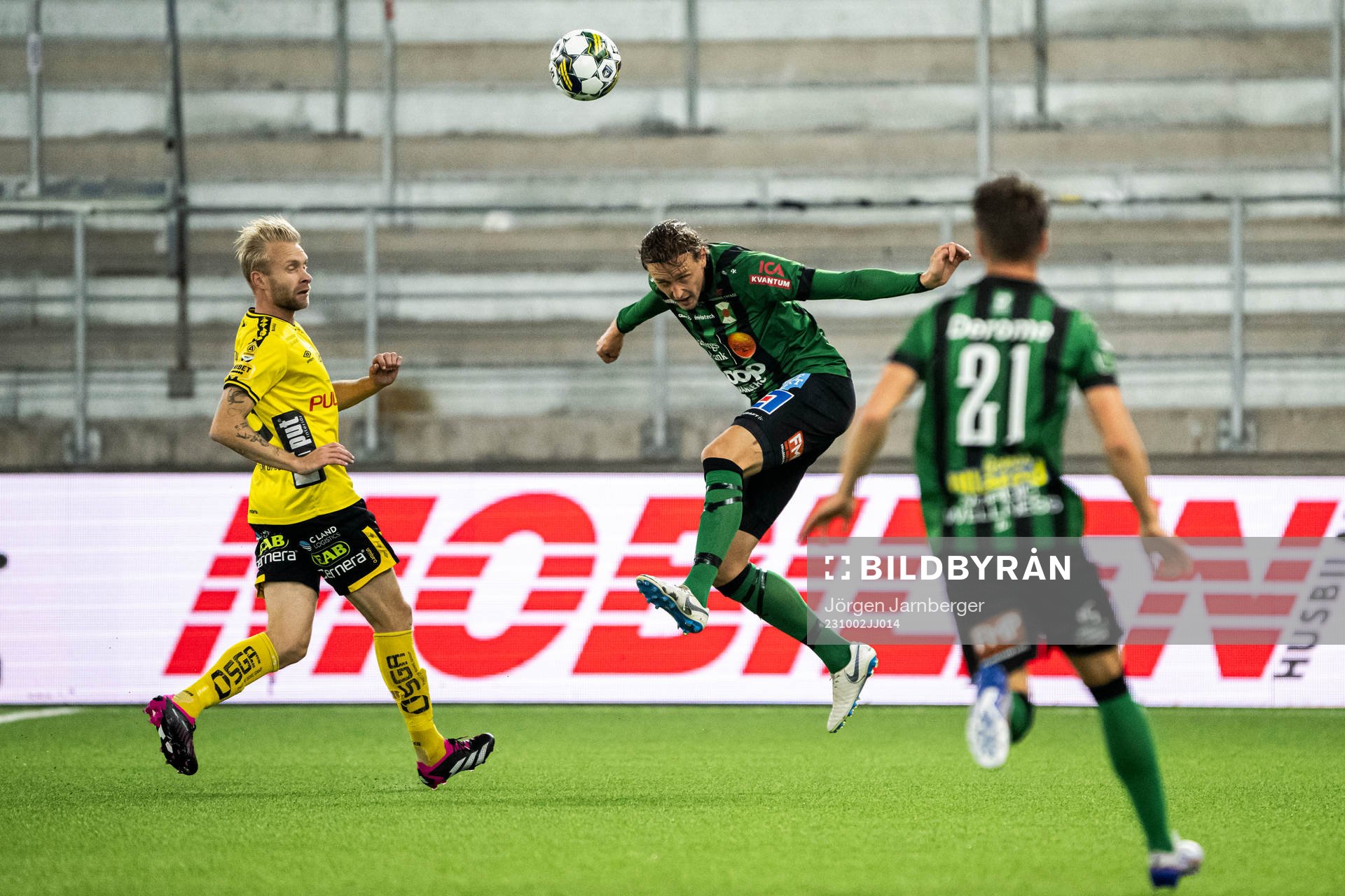Elfsborgs Johan Larsson och Varbergs Joakim Lindner