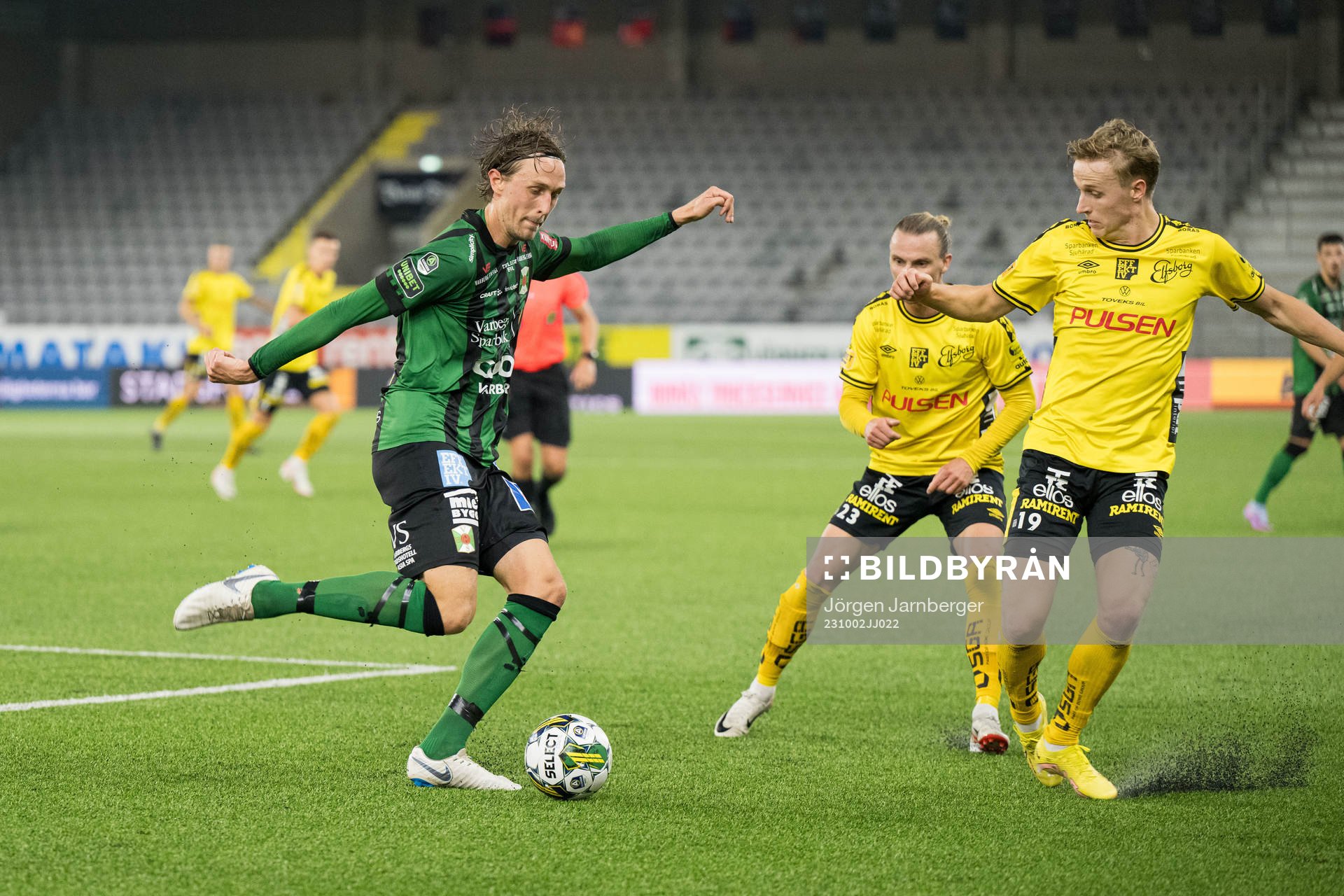 Varbergs Joakim Lindner och Elfsborgs Jeppe Møldrup Okkels