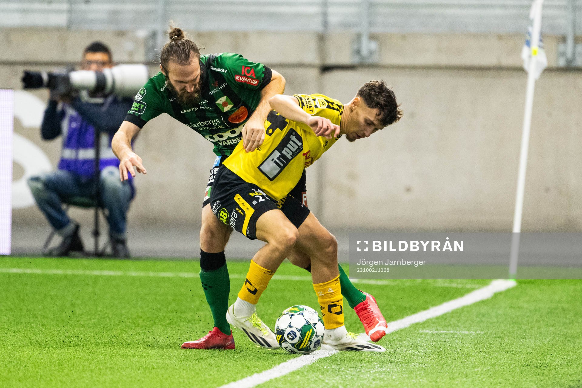 Varbergs Oskar Sverrisson och Elfsborgs Camil Jebara