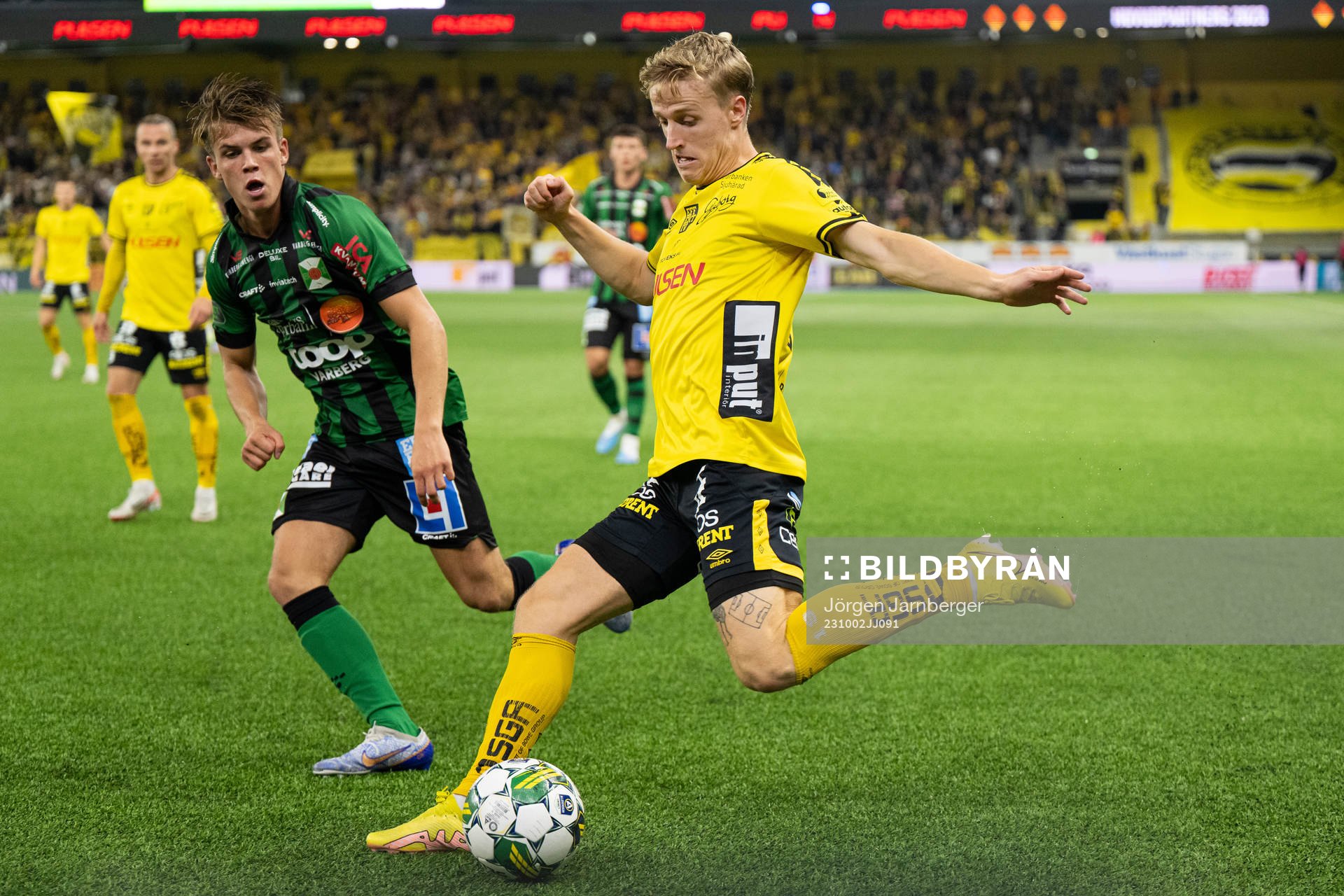 Varbergs Victor Karlsson och Elfsborgs Jeppe Møldrup Okkels