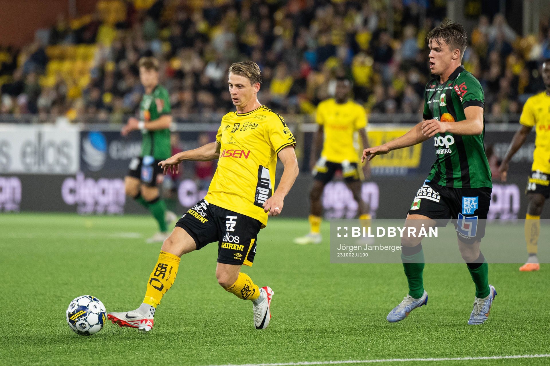 Elfsborgs Simon Hedlund och Varbergs Victor Karlsson