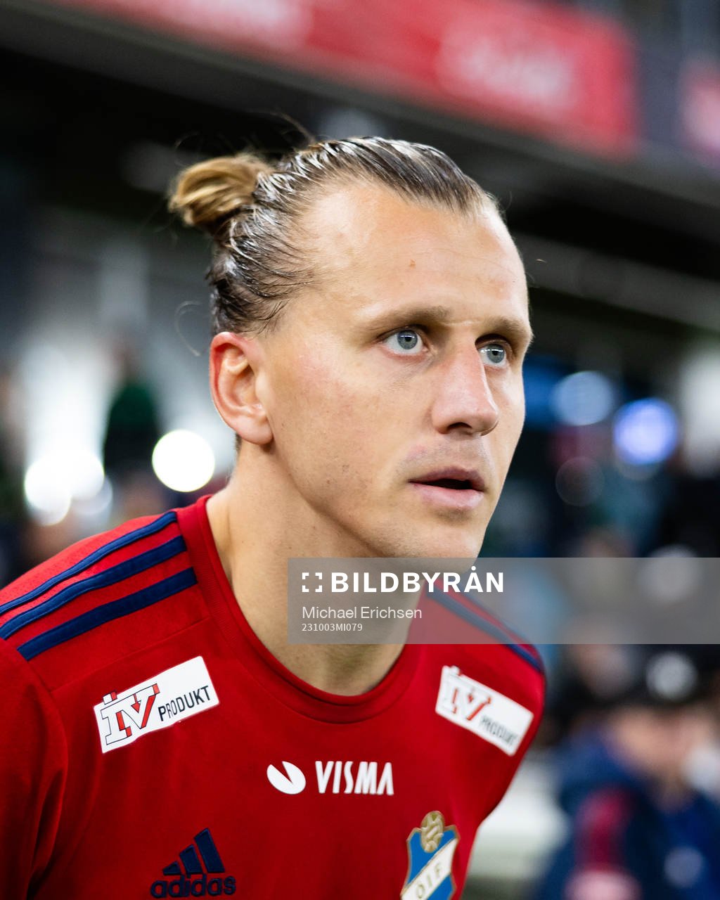 Östers Jesper Jonasson Westermark innan andra halvleken av