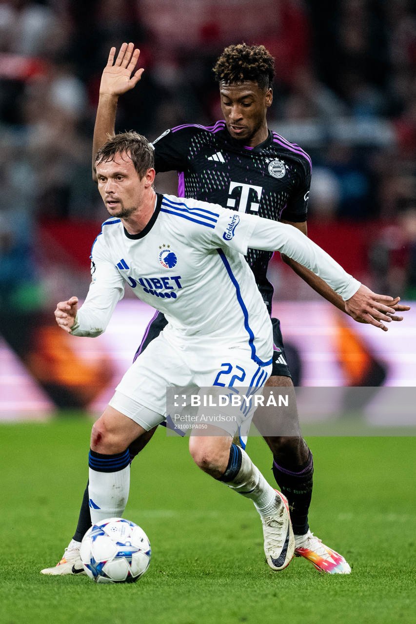Peter Ankersen of Copenhagen and Kingsley Coman of Bayern
