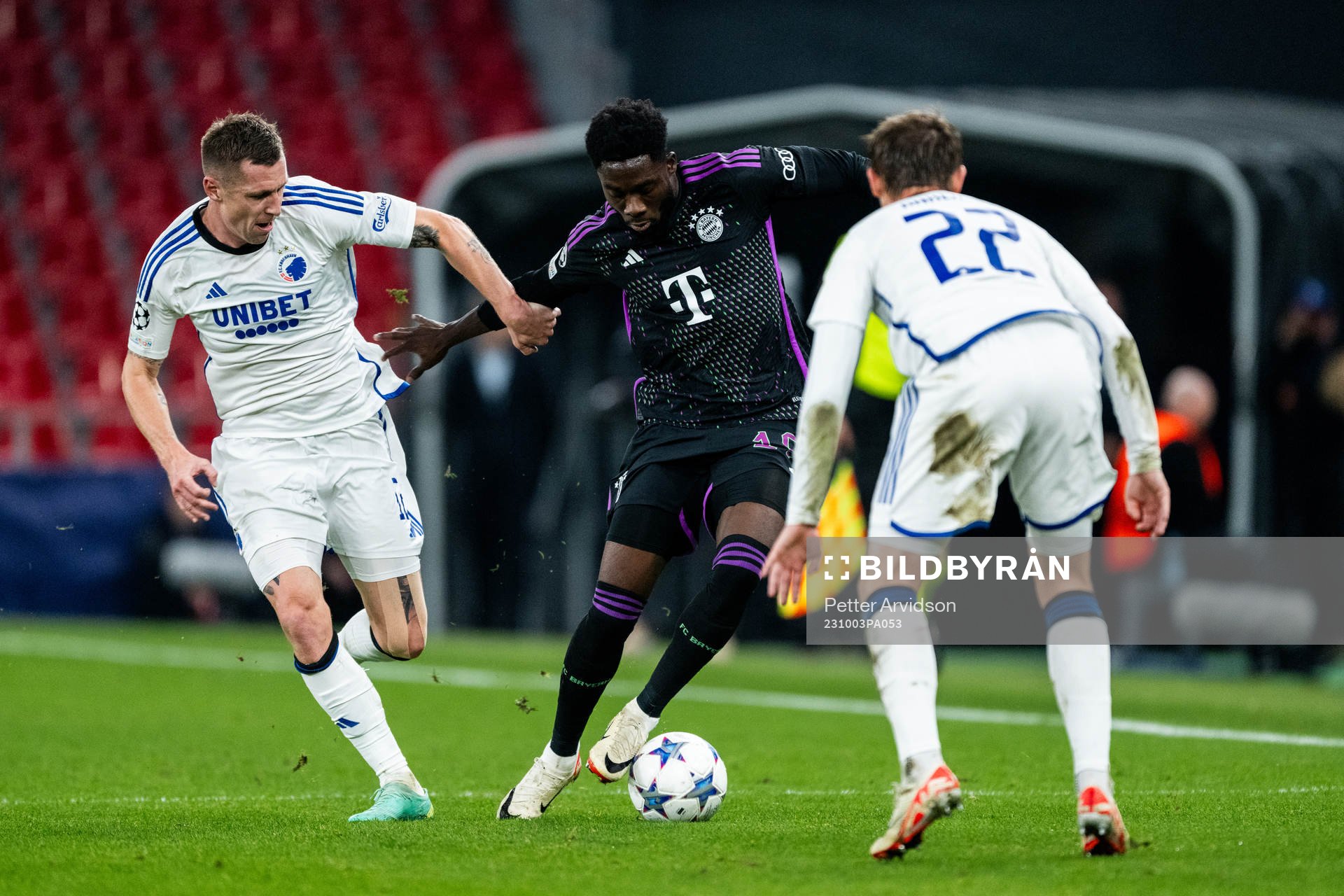 Lukas Lerager of Copenhagen and Alphonso Davies of Bayern
