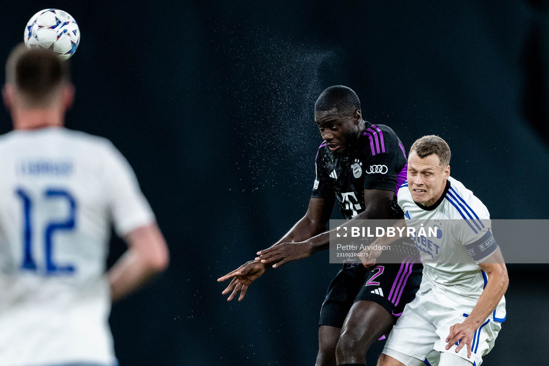 Dayot Upamecano of Bayern Munich  and Viktor Claesson of