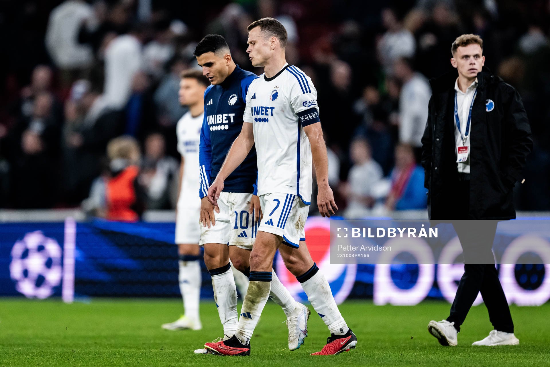 Mohamed Elyounoussi and Viktor Claesson of Copenhagen look