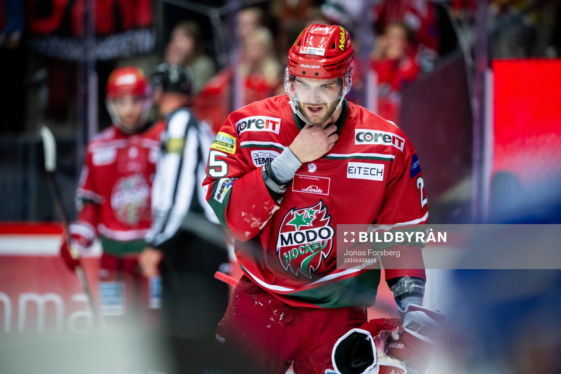 MoDos Sam Vigneault har ont