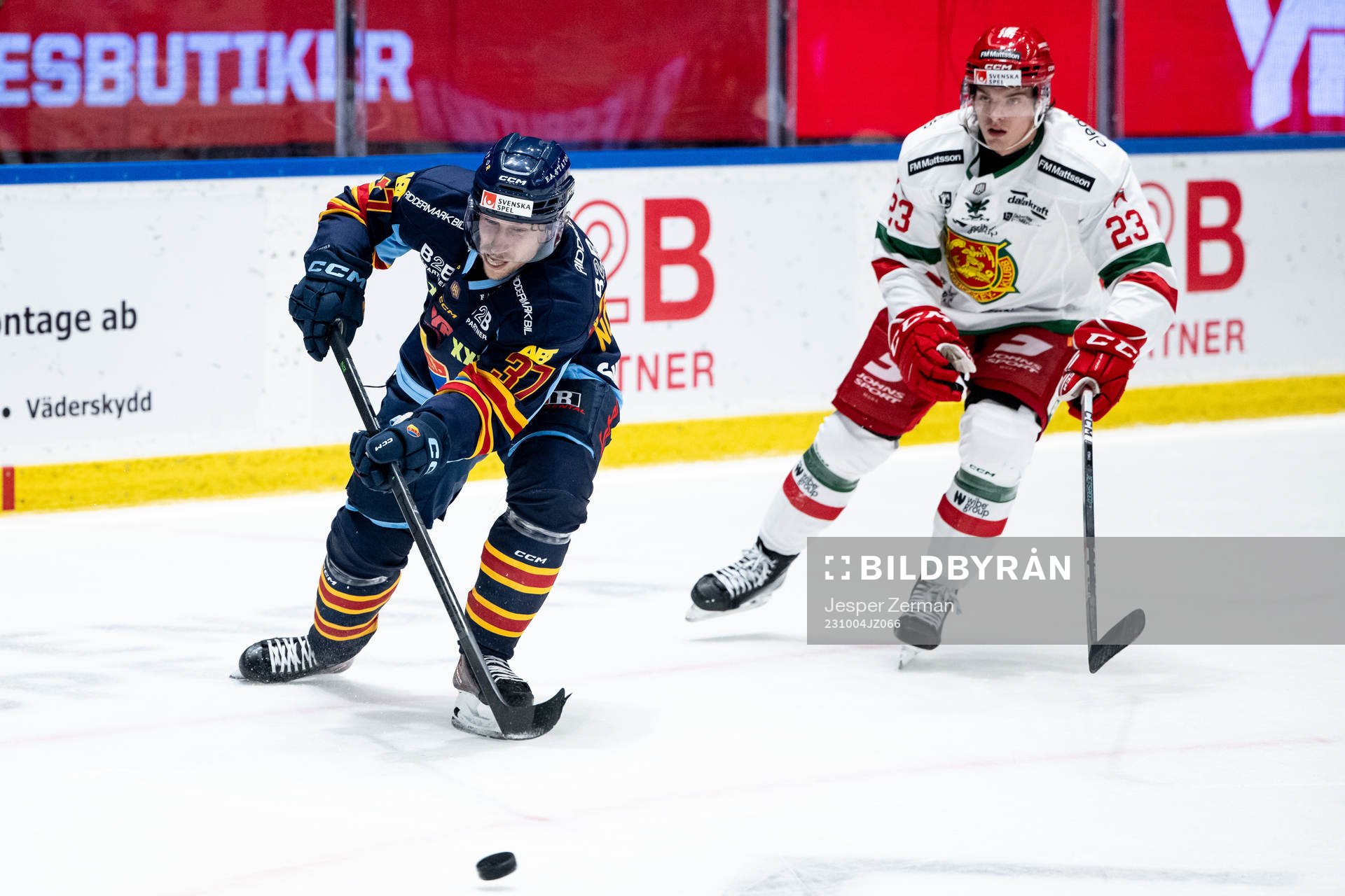Djurgårdens John Norman och Moras Chad Yetman