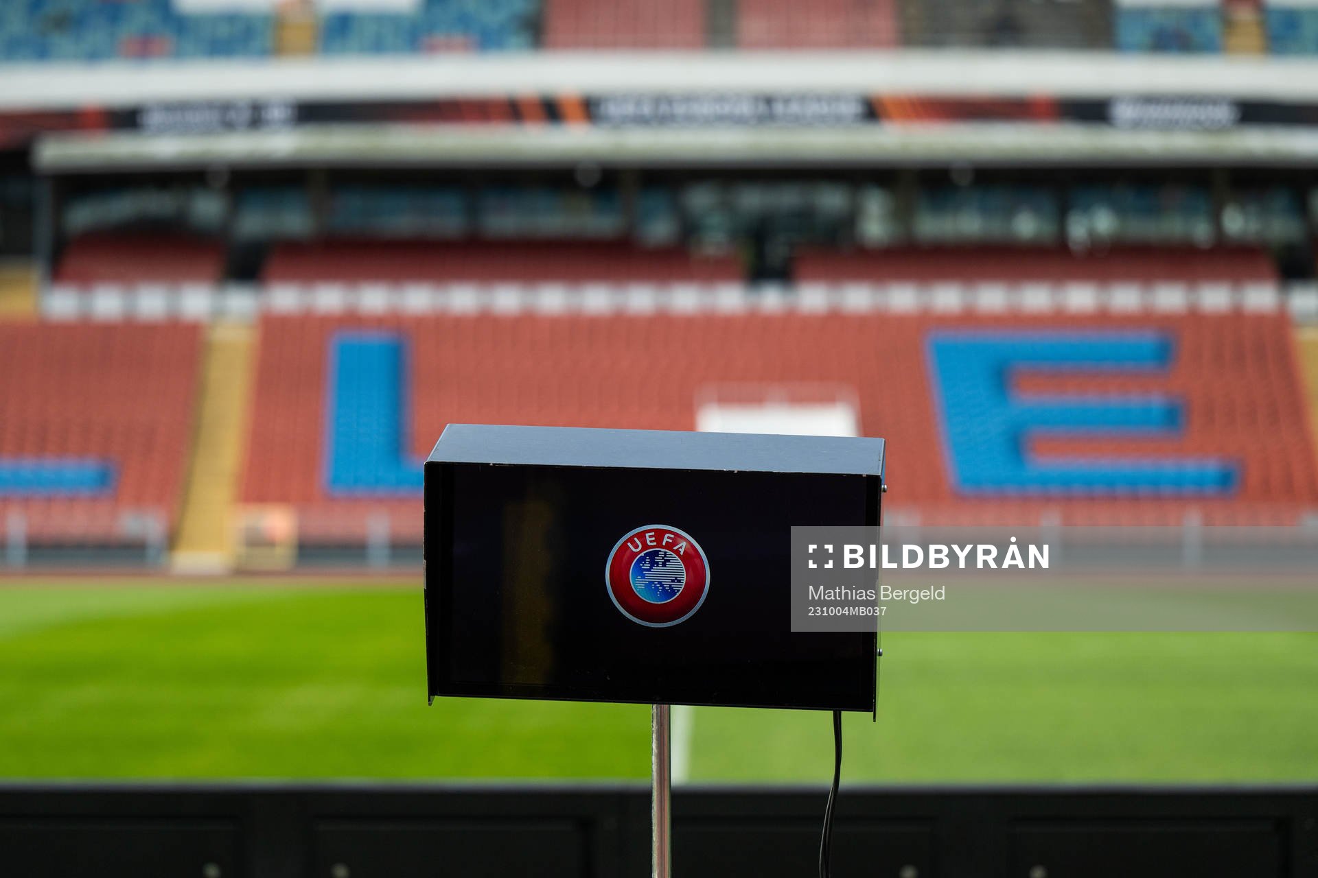 A VAR screen