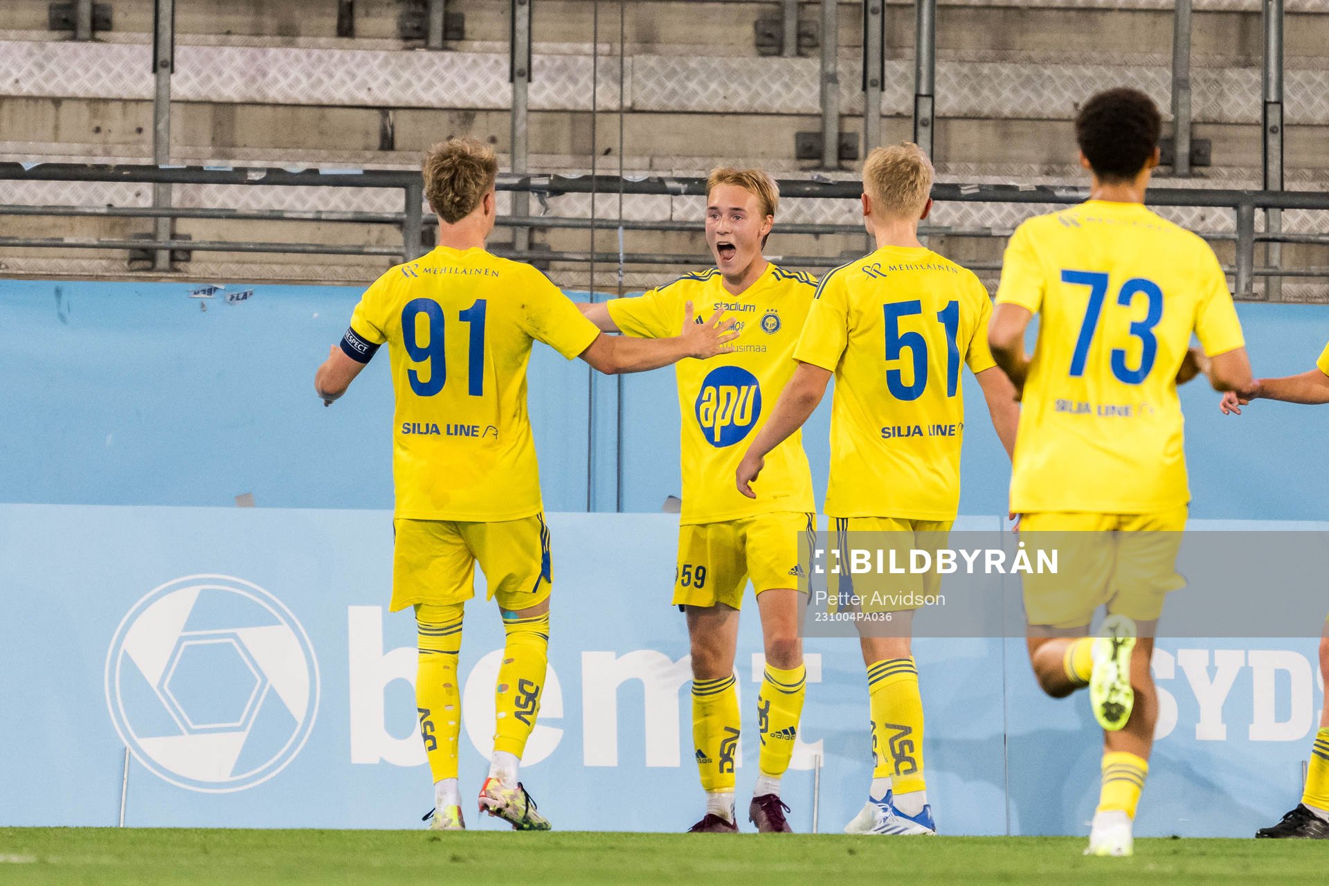 Helsingfors Liam Möller jublar