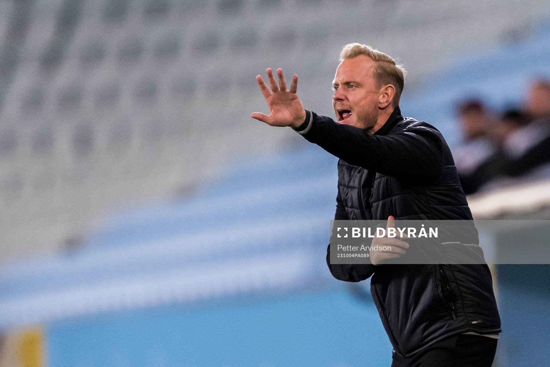 Malmö FFs tränare Max Westerberg under fotbollsmatchen i UEFA Youth League mellan Malmö FF och Helsingfors den 4 oktober 2023 i Malmö.
